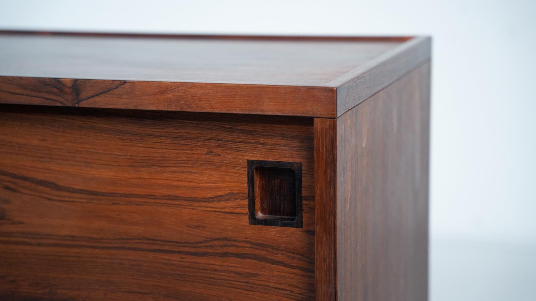 Credenza di metà secolo Model 20 di Niels O. Moller, Mobelfabrik, Danimarca, anni '60 in vendita 2