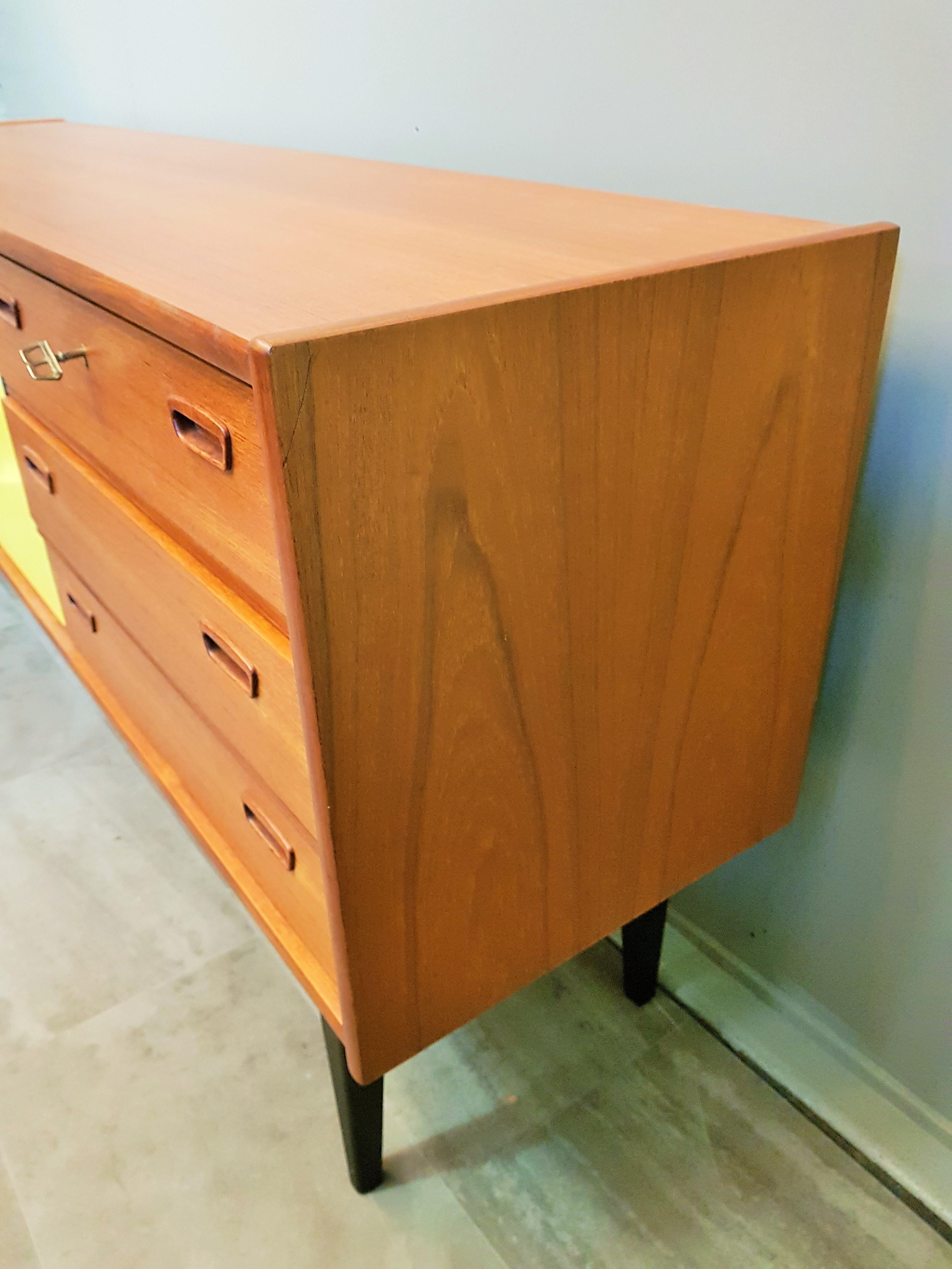 Midcentury Sideboard Teak, Denmark, 1960 For Sale 1