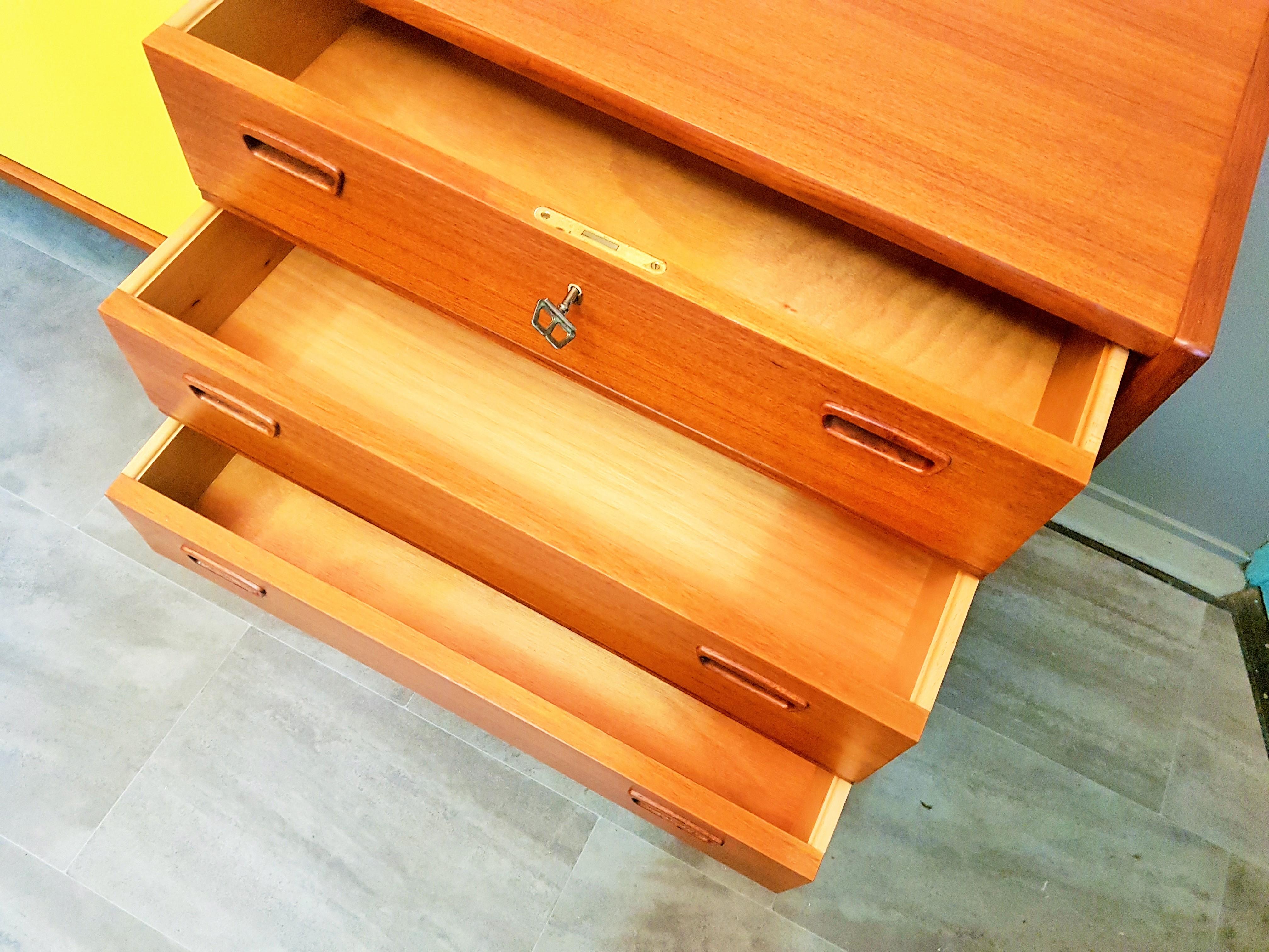 Midcentury Sideboard Teak, Denmark, 1960 For Sale 3