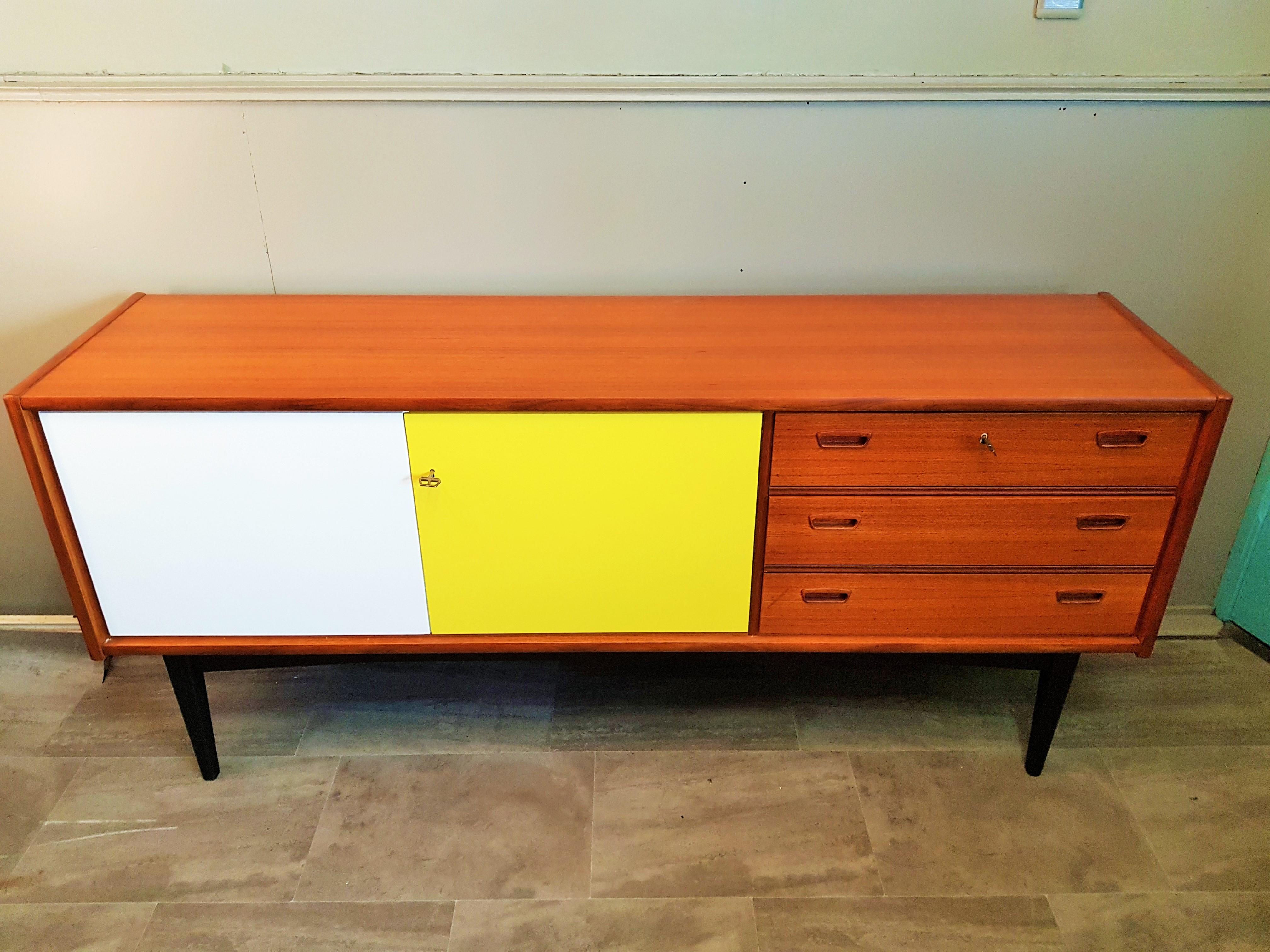 Midcentury Sideboard Teak, Denmark, 1960 5