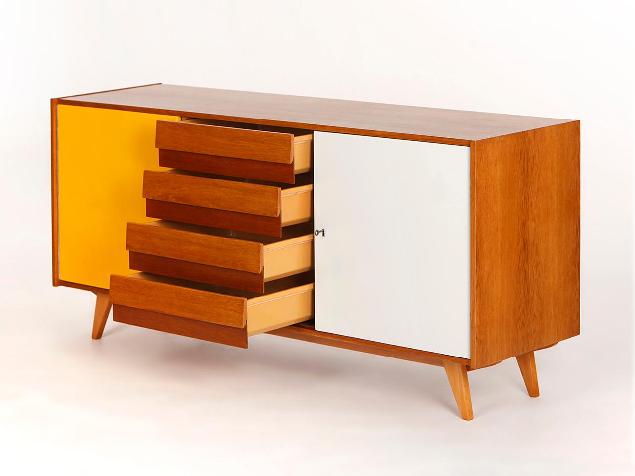 Sideboard U 460 aus der Mitte des Jahrhunderts von Jiri Jiroutek für Interier Praha, 1960er Jahre (Tschechisch) im Angebot