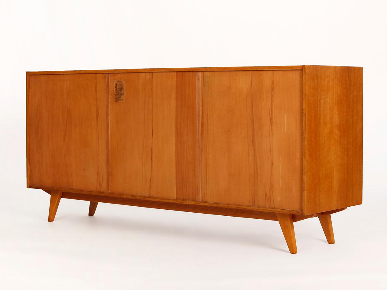 Midcentury Sideboard U 460 by Jiri Jiroutek for Interier Praha, 1960s In Excellent Condition For Sale In Wien, AT