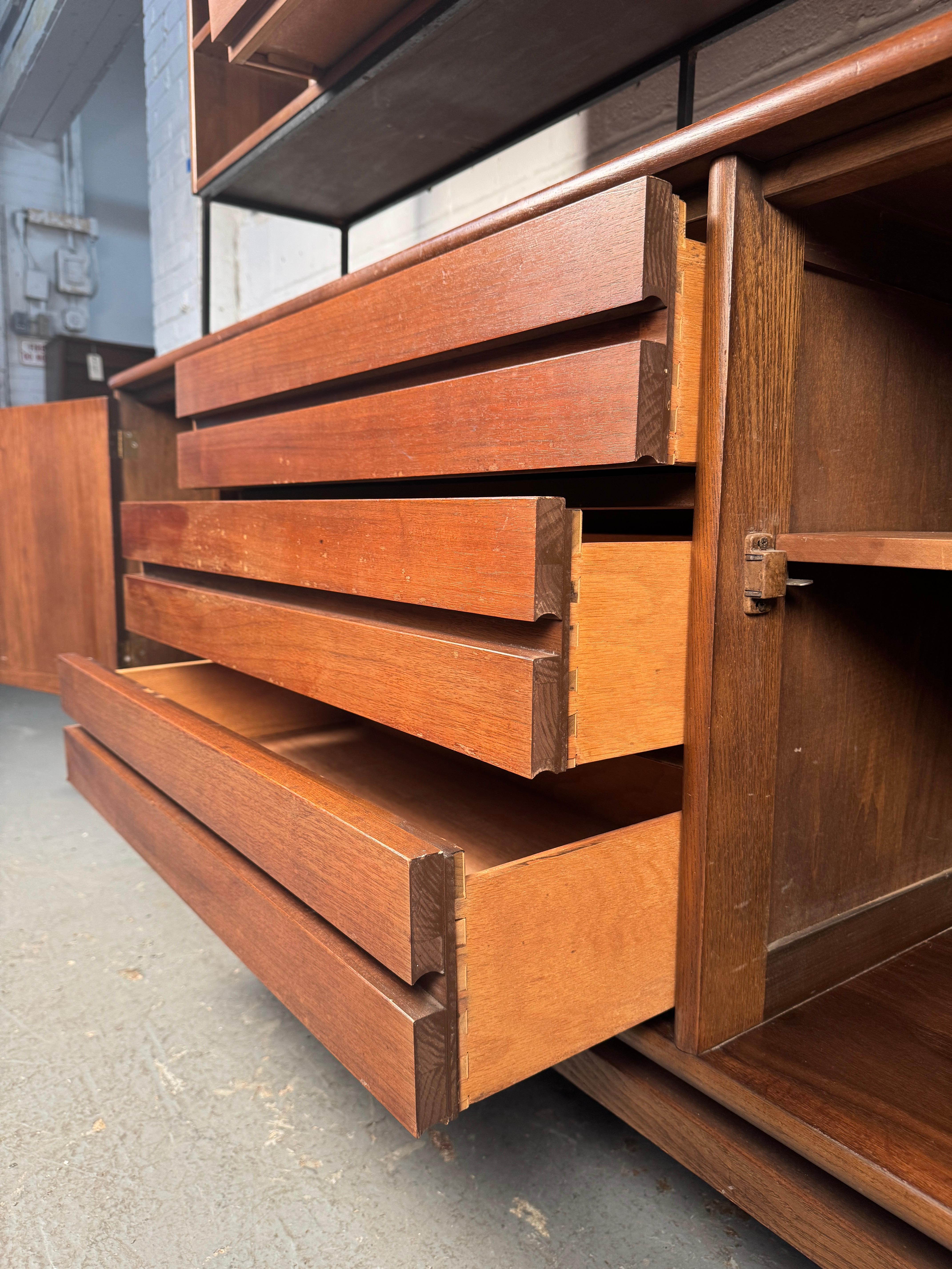 Mid-Century Sideboard with Topper, Mfg. by Stanley Furniture For Sale 3