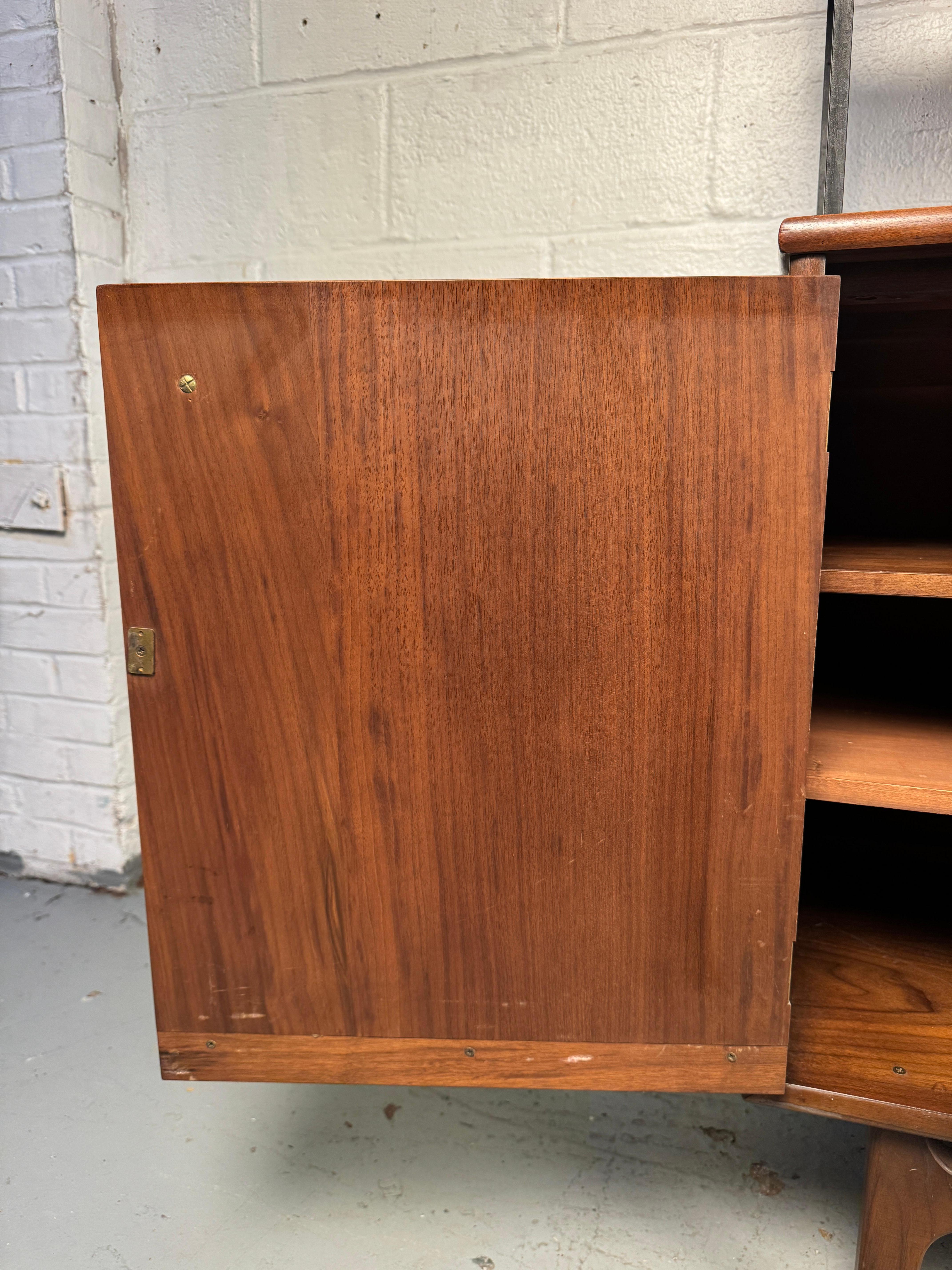 Mid-Century Sideboard with Topper, Mfg. by Stanley Furniture For Sale 6
