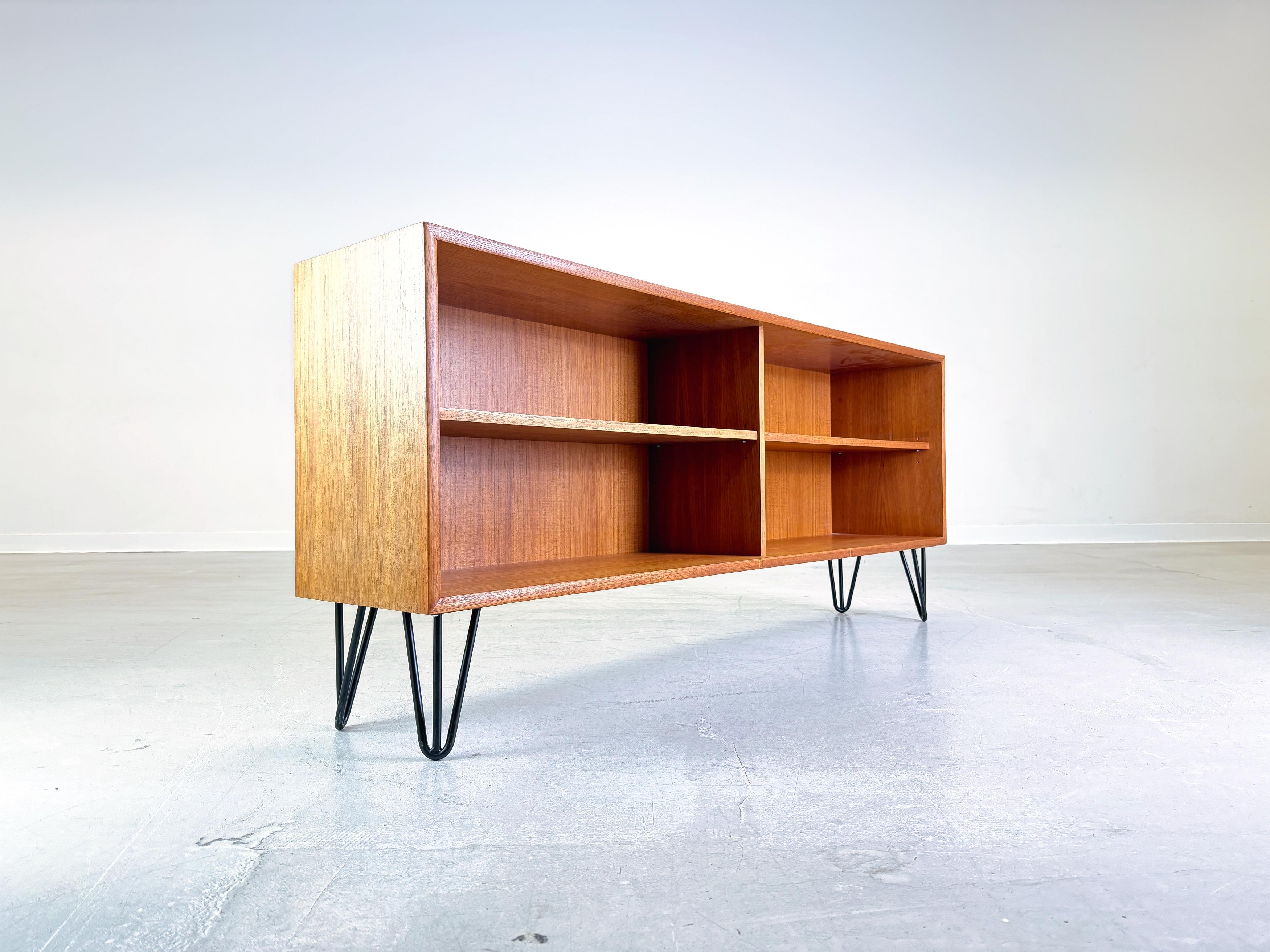Mid-Century Modern Mid Century Sideboard WK Möbel Teak Lowboard Hairpin Vintage