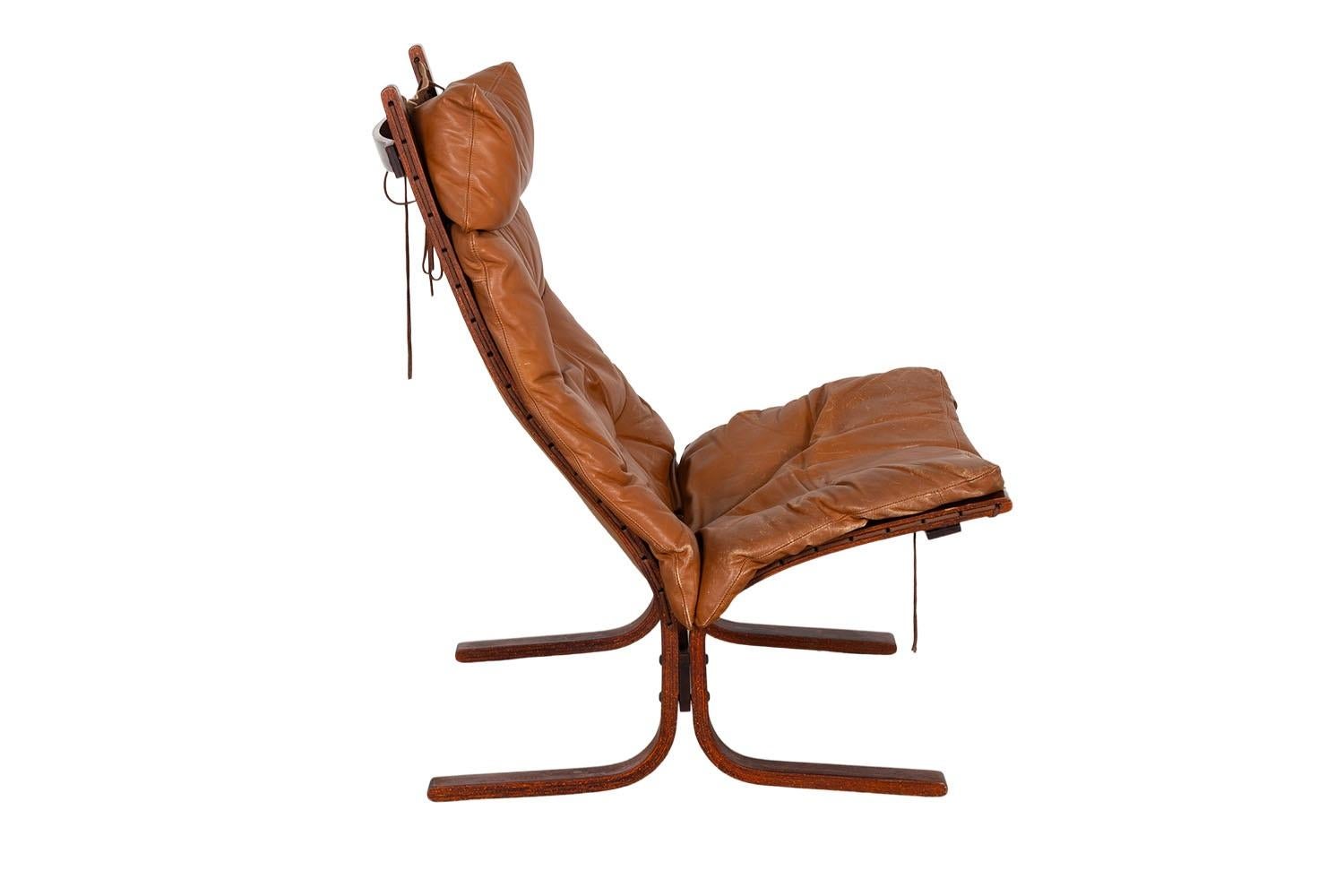 Mid-Century Modern Mid-Century “Siesta” Leather Lounge Chair by Ingmar Relling for Westnofa For Sale
