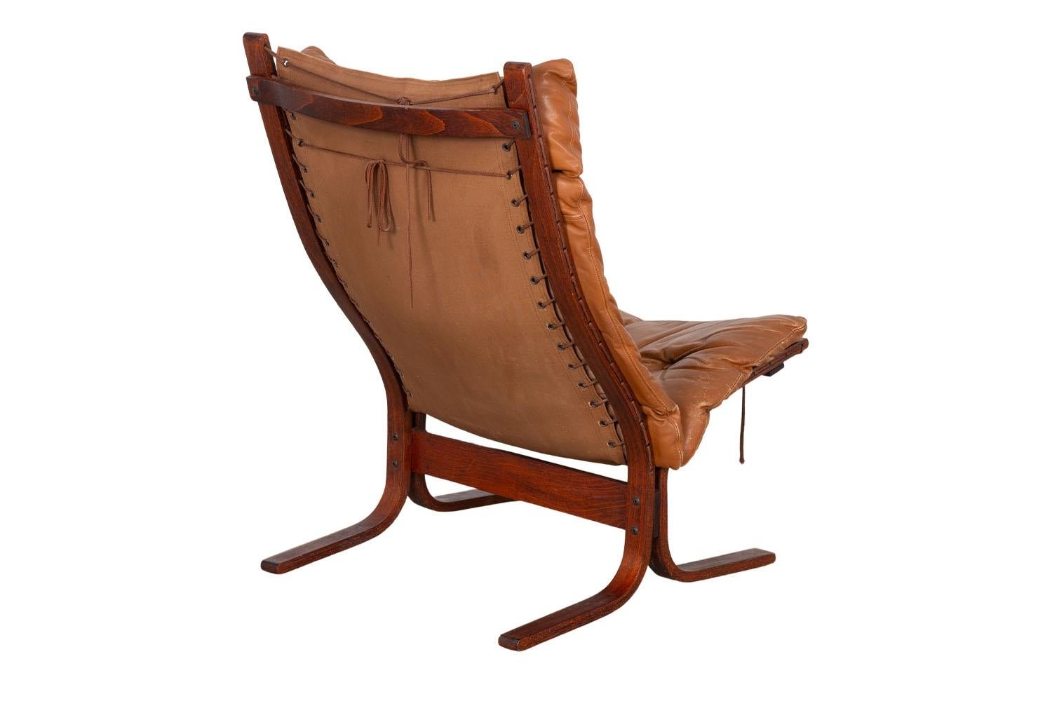 Norwegian Mid-Century “Siesta” Leather Lounge Chair by Ingmar Relling for Westnofa For Sale