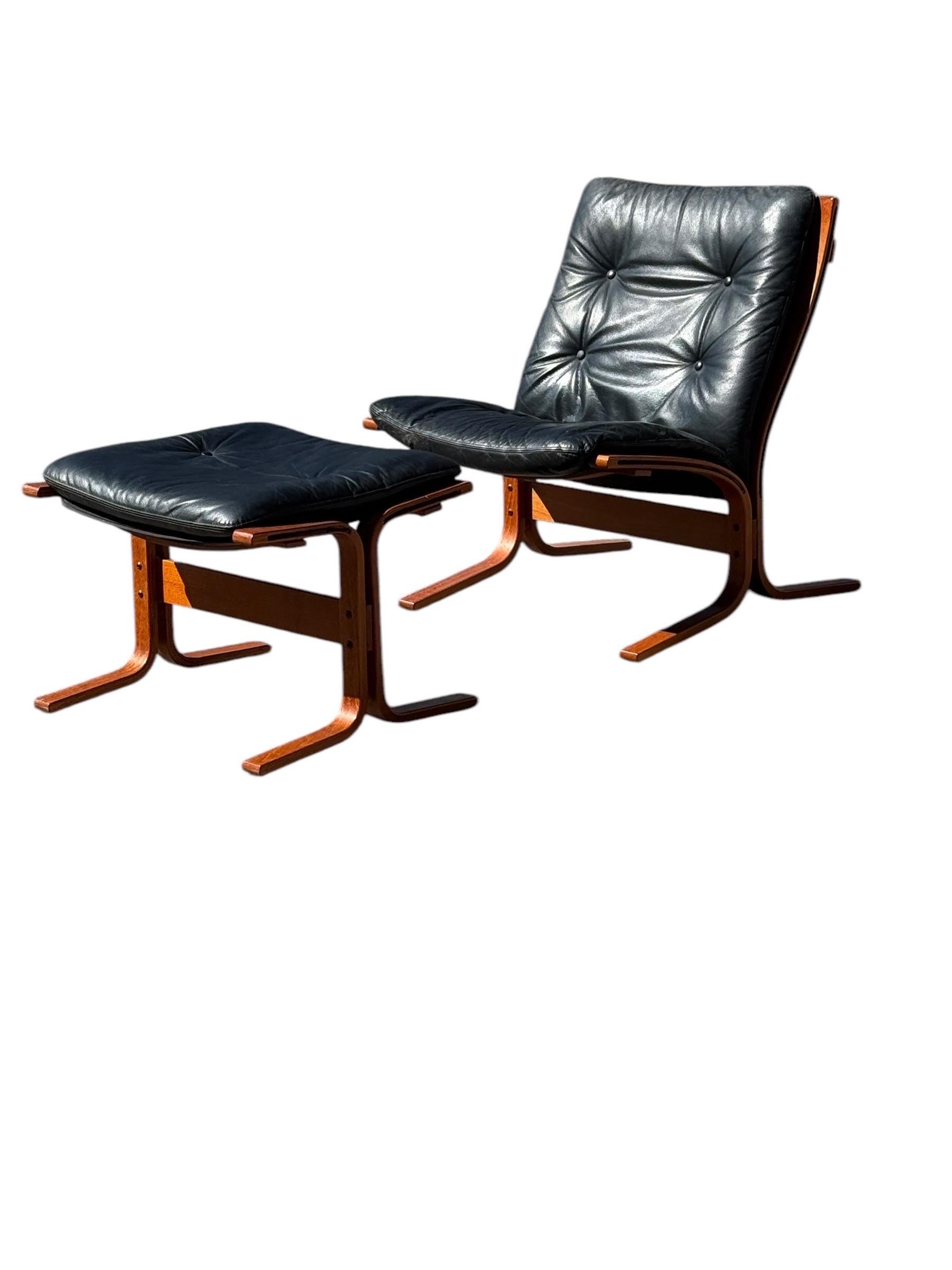 Mid-Century Siesta Lounge Chair and Ottoman by Ingmar Relling for Ekornes 1