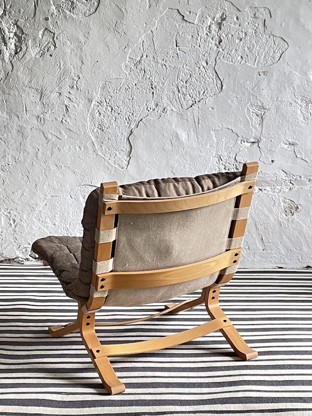 Silla de salón Siesta de mediados de siglo atribuida a Ingmar Relling Años 60 Tela en venta