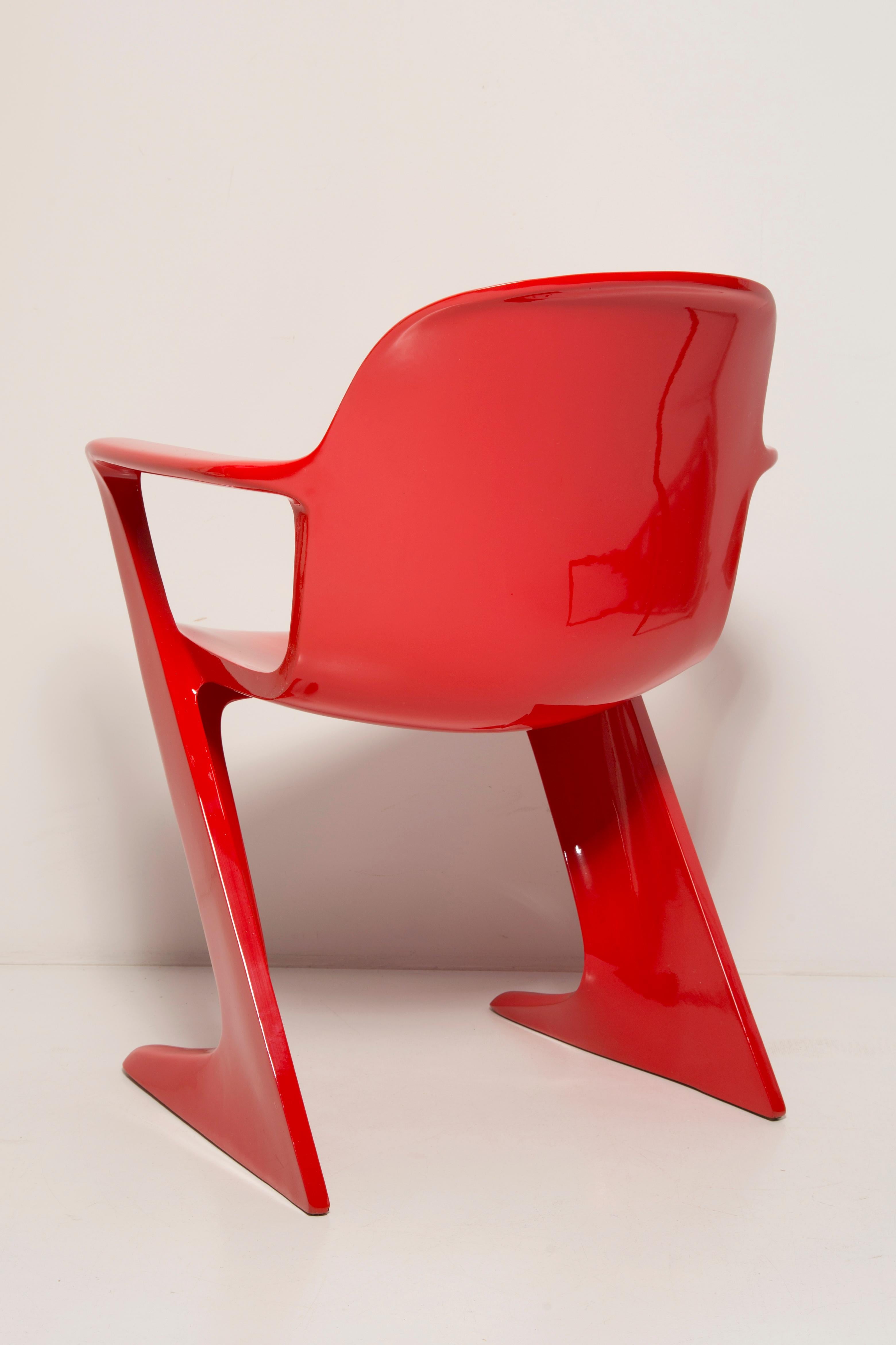 Midcentury Signal Red Kangaroo Chair Designed by Ernst Moeckl, Germany, 1968 For Sale 6