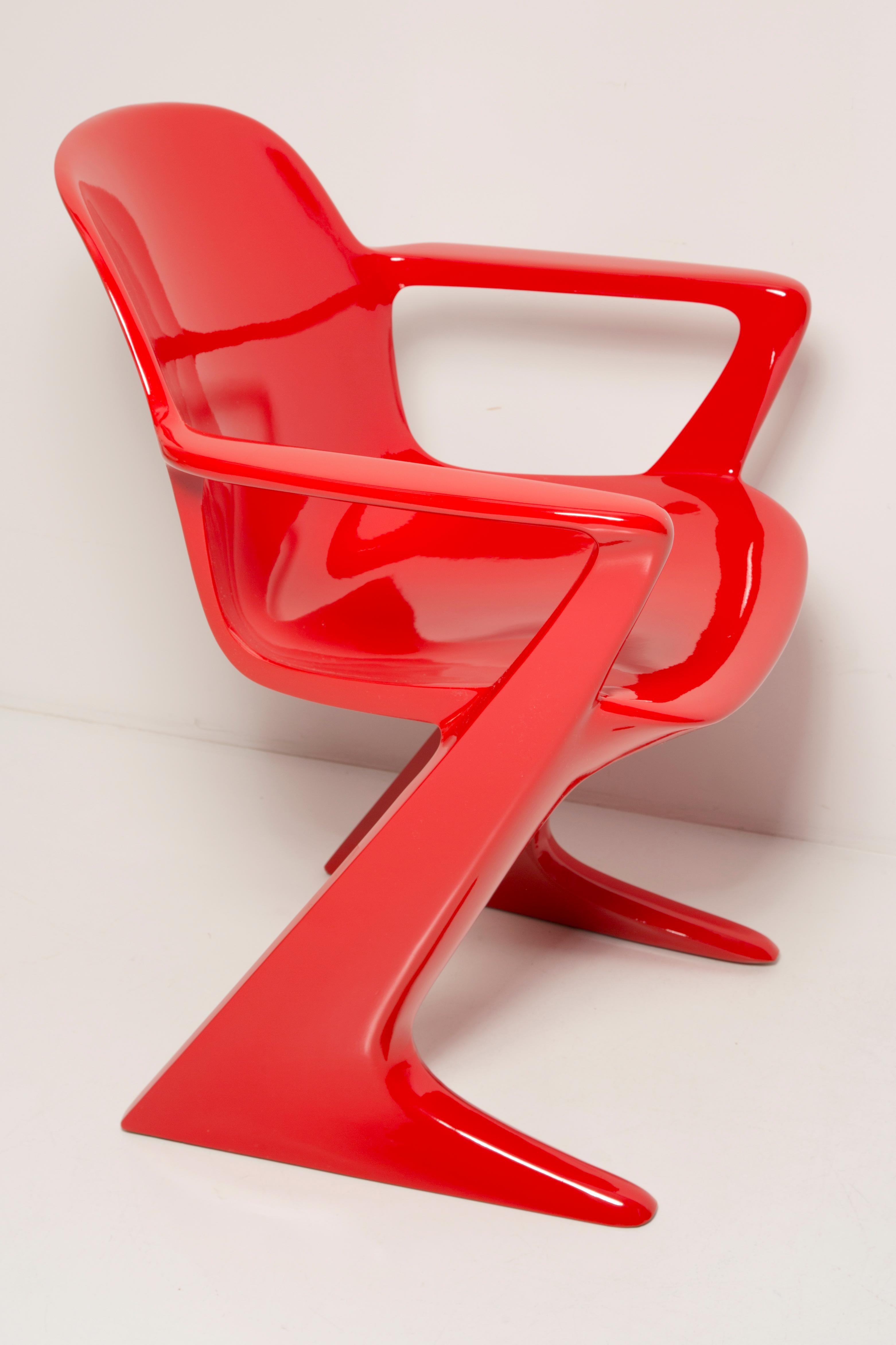 Midcentury Signal Red Kangaroo Chair Designed by Ernst Moeckl, Germany, 1968 For Sale 1