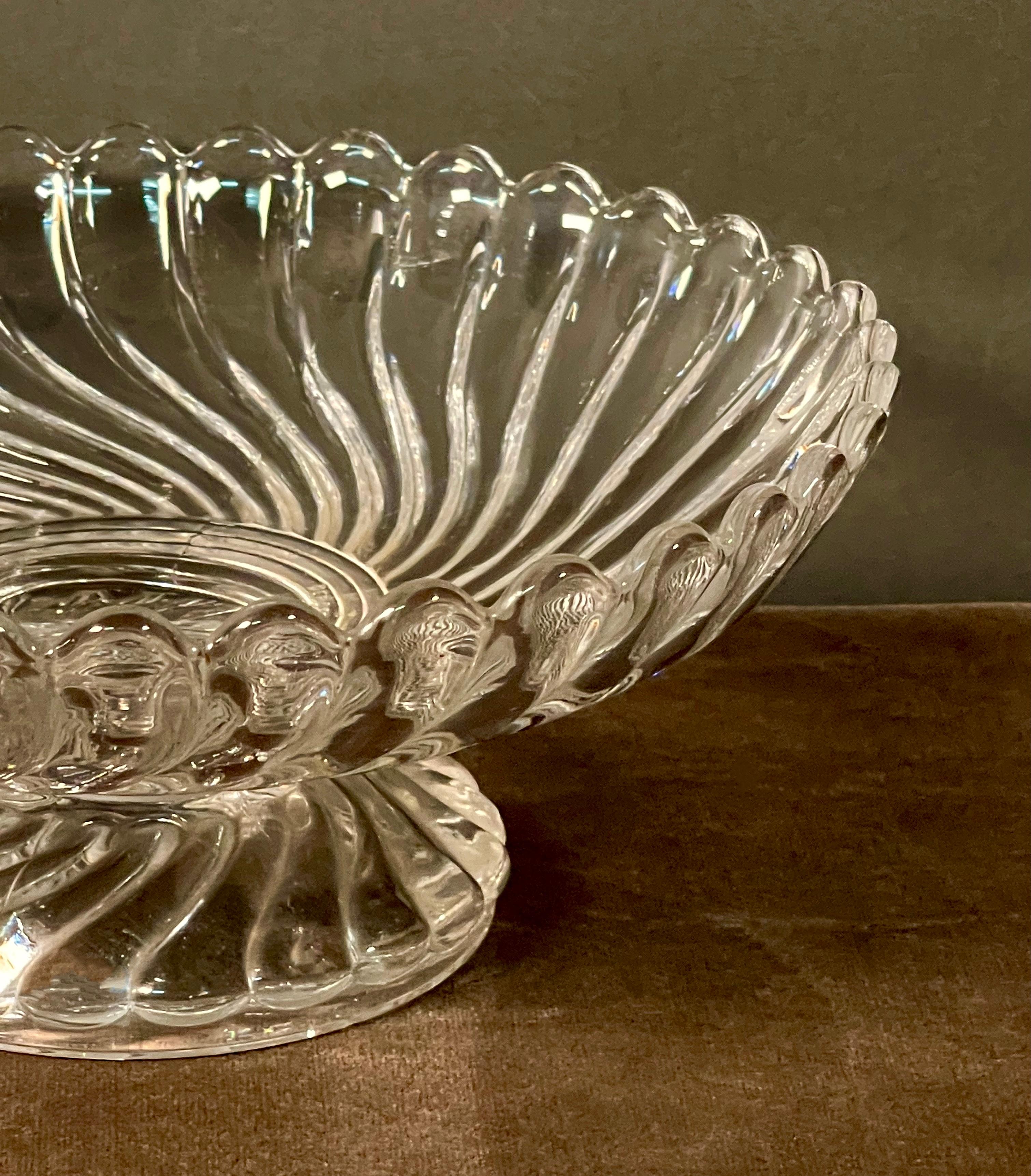 Coppa di cristallo Baccarat firmata di metà secolo In condizioni buone in vendita a Roma, IT