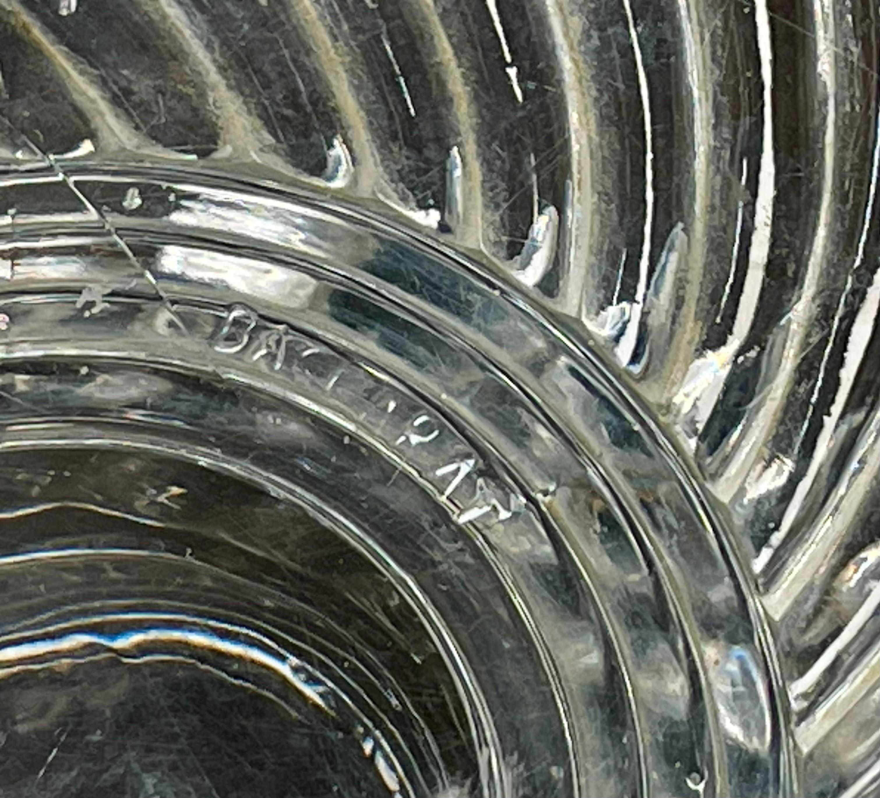 Copa de cristal de Baccarat firmada a mediados de siglo en venta 1