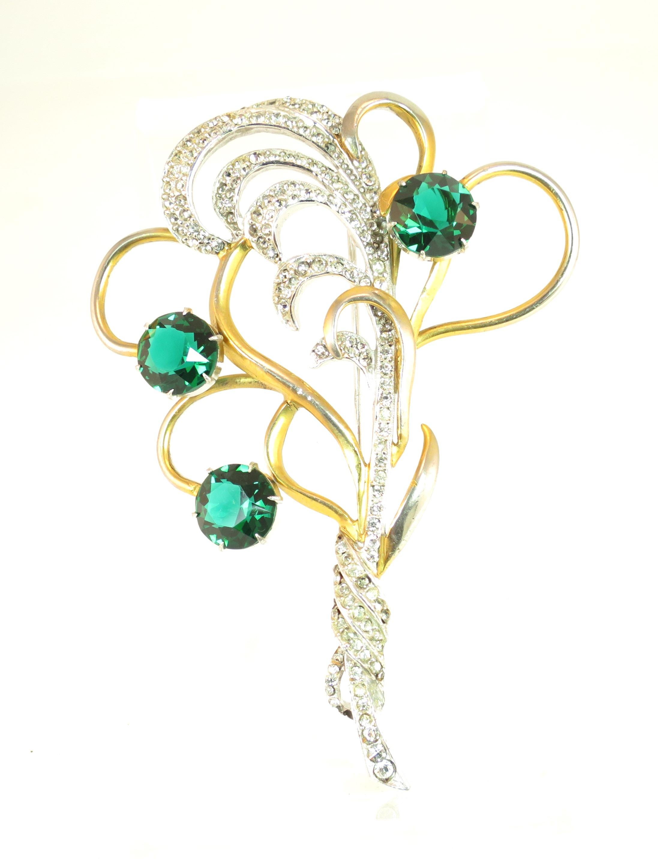 Mid-Century Silson Sterling Rhodium & Emerald Crystal Bouquet Brooch, 1940s For Sale 1