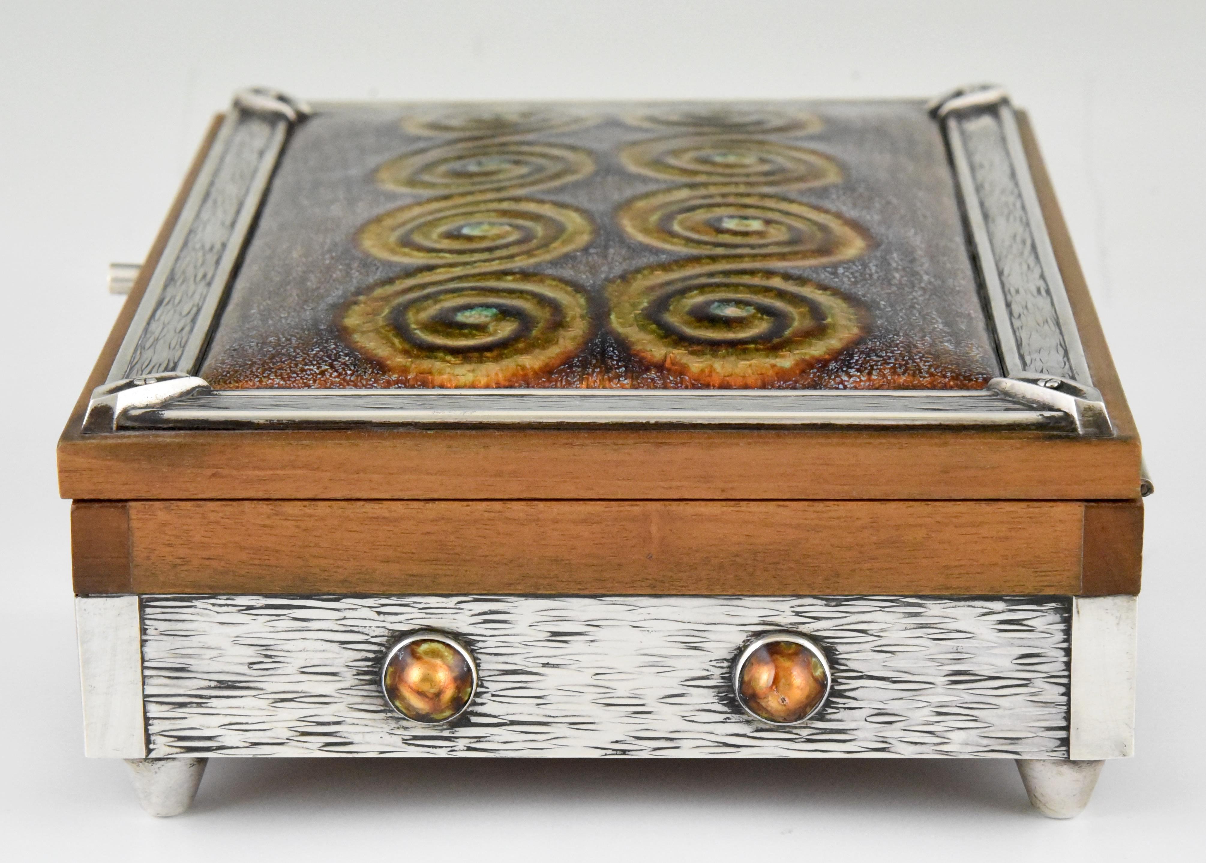 Mid-century Silver and Enameled Box Spain 1960 In Good Condition For Sale In Antwerp, BE