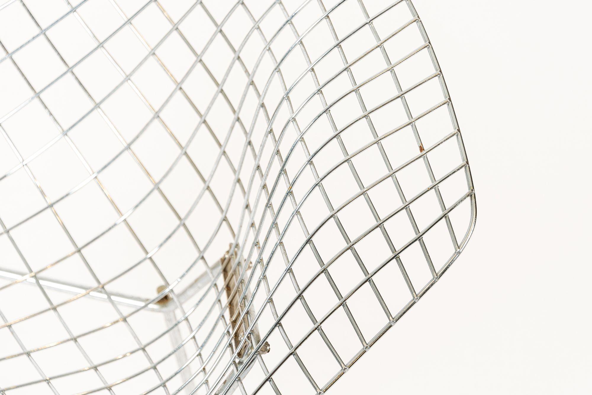 Mid Century Silver Diamond Wire Chair by Bertoia for Knoll For Sale 3