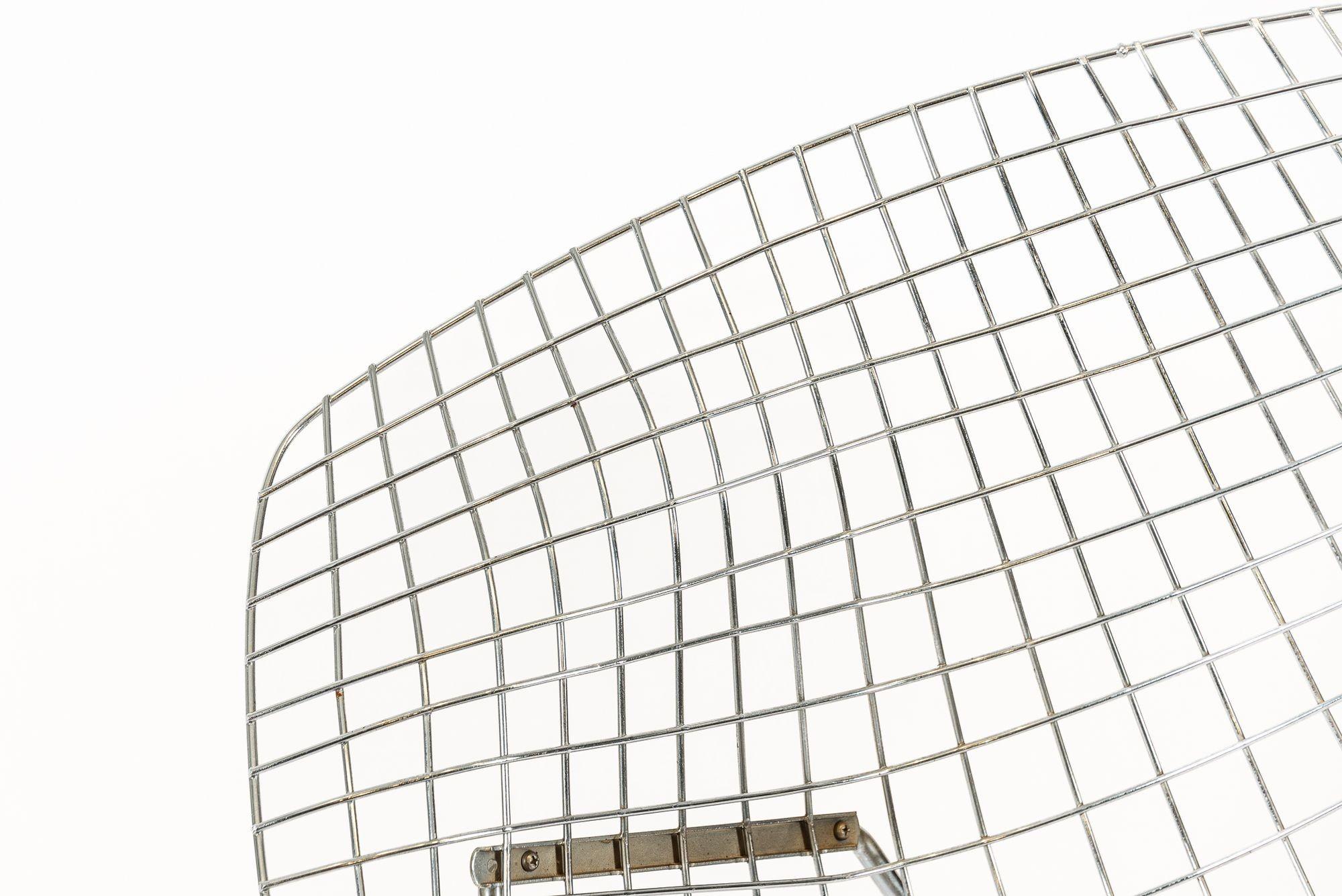 Mid Century Silver Diamond Wire Chair by Bertoia for Knoll For Sale 1