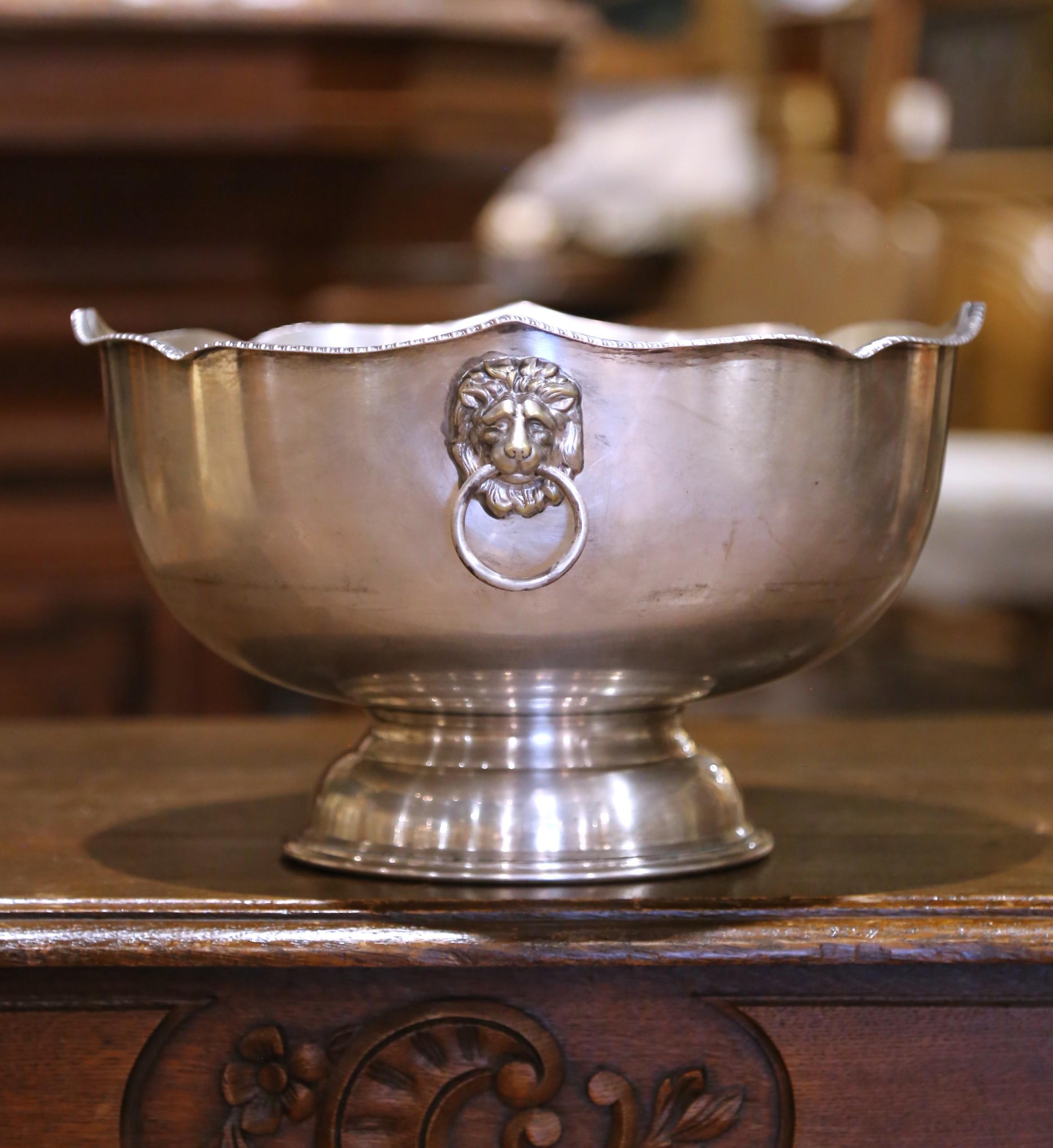 French Mid-Century Silver-on-Copper Scalloped Champagne Bucket with Lion Mask Handles For Sale