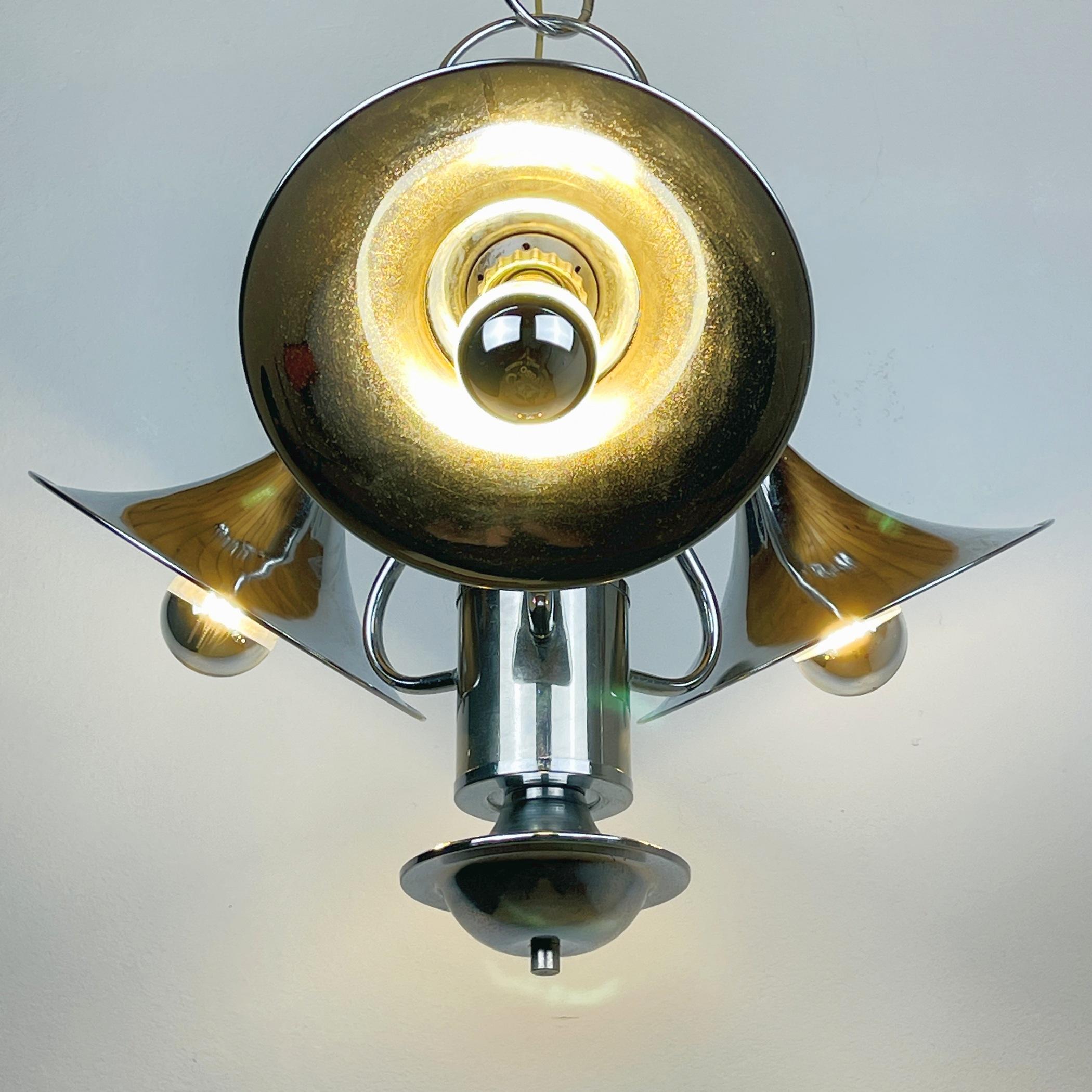 Mid-Century Modern Lampe à suspension argentée mi-siècle, Italie, années 1970 en vente