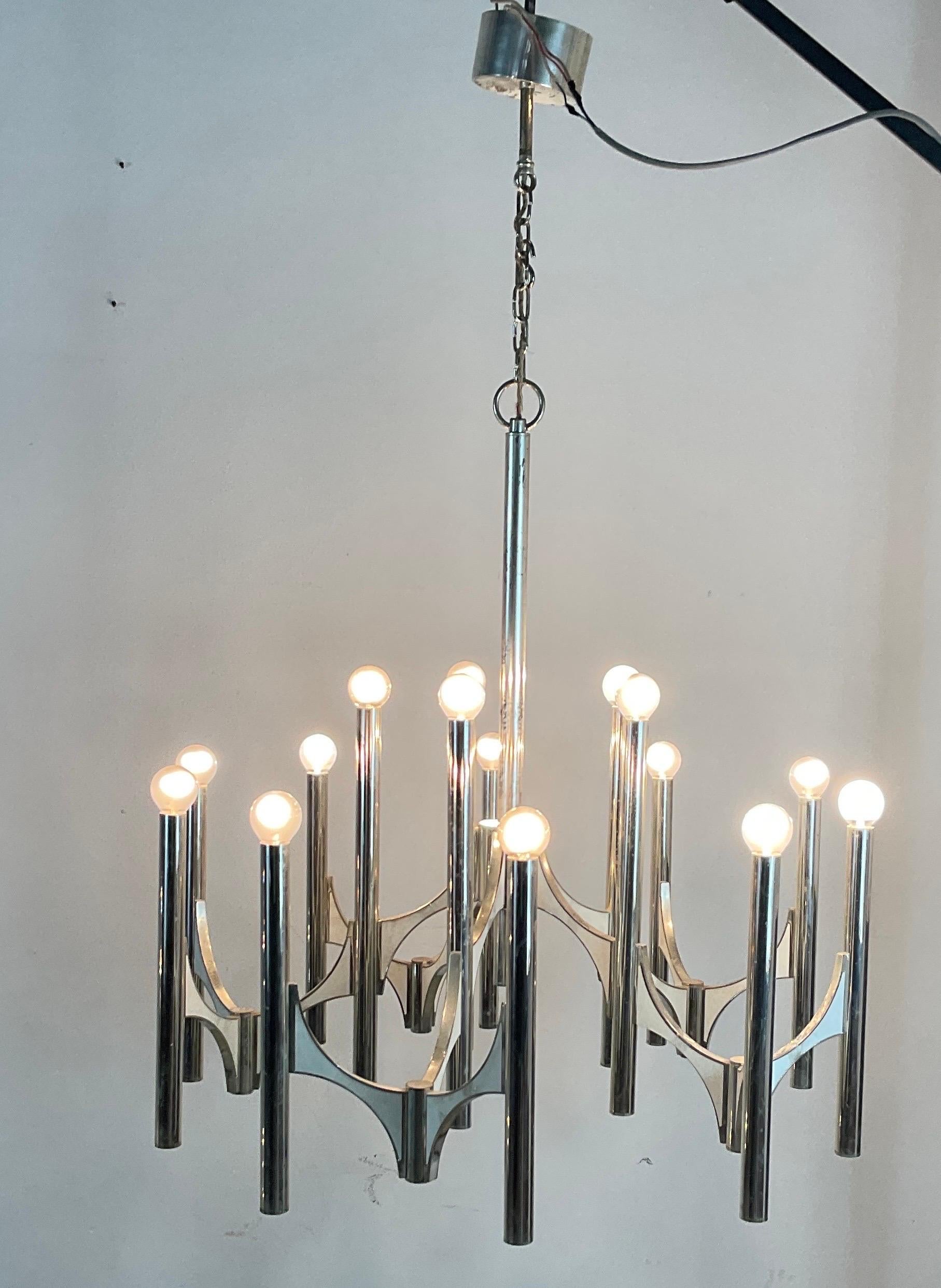 Mid-century silver plated chandelier by Gaetano Sciolari for Lightolier , Italy  For Sale 8