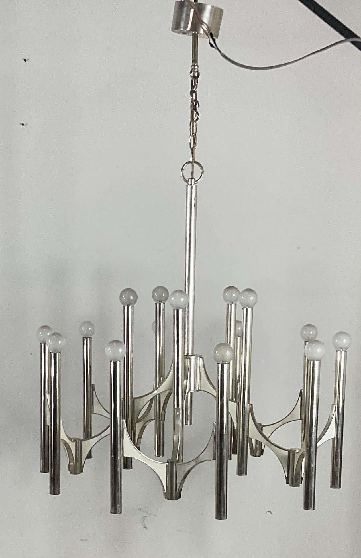 Silver Plate Mid-century silver plated chandelier by Gaetano Sciolari for Lightolier , Italy  For Sale
