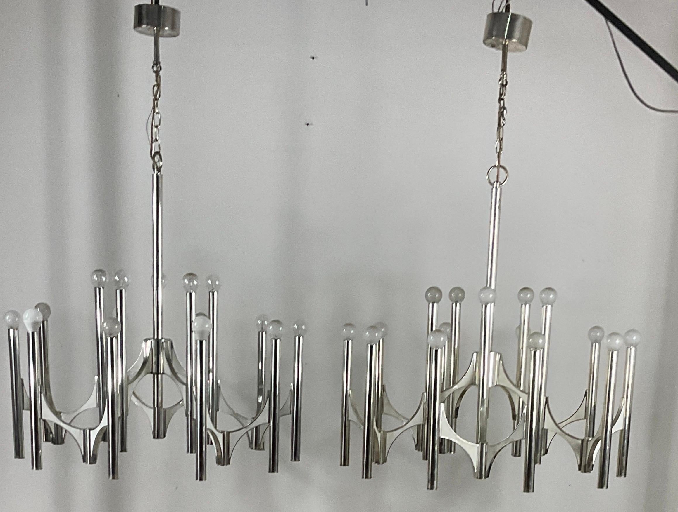 Mid-Century silver plated chandeliers by Gaetano Sciolari for Lightolier, Italy For Sale 6