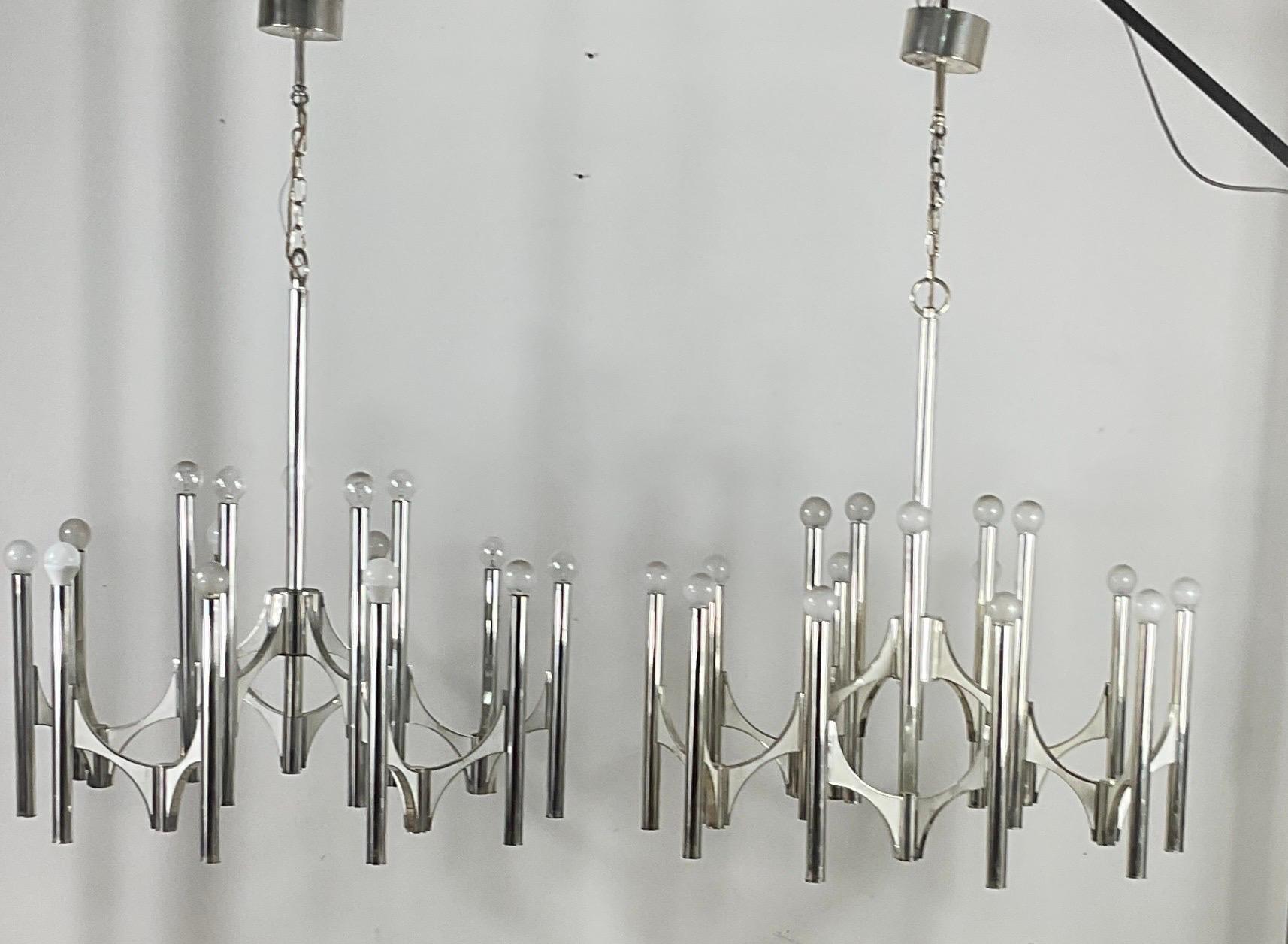 Mid-Century silver plated chandeliers by Gaetano Sciolari for Lightolier, Italy For Sale 7