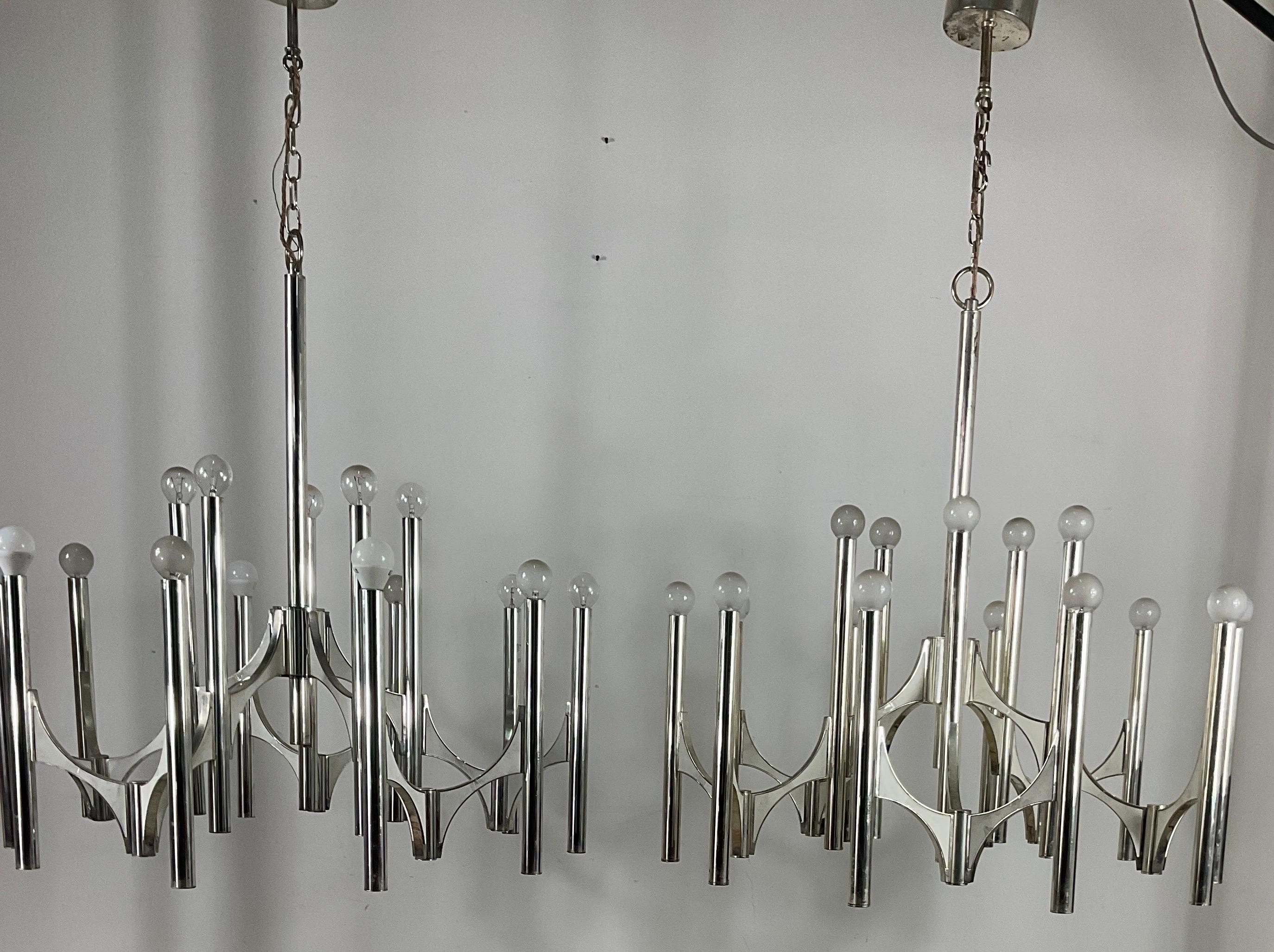 Mid-Century silver plated chandeliers by Gaetano Sciolari for Lightolier, Italy For Sale 11