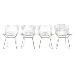 Chaises d'appoint de salle à manger en fil d'argent du milieu du siècle par Bertoia pour Knoll