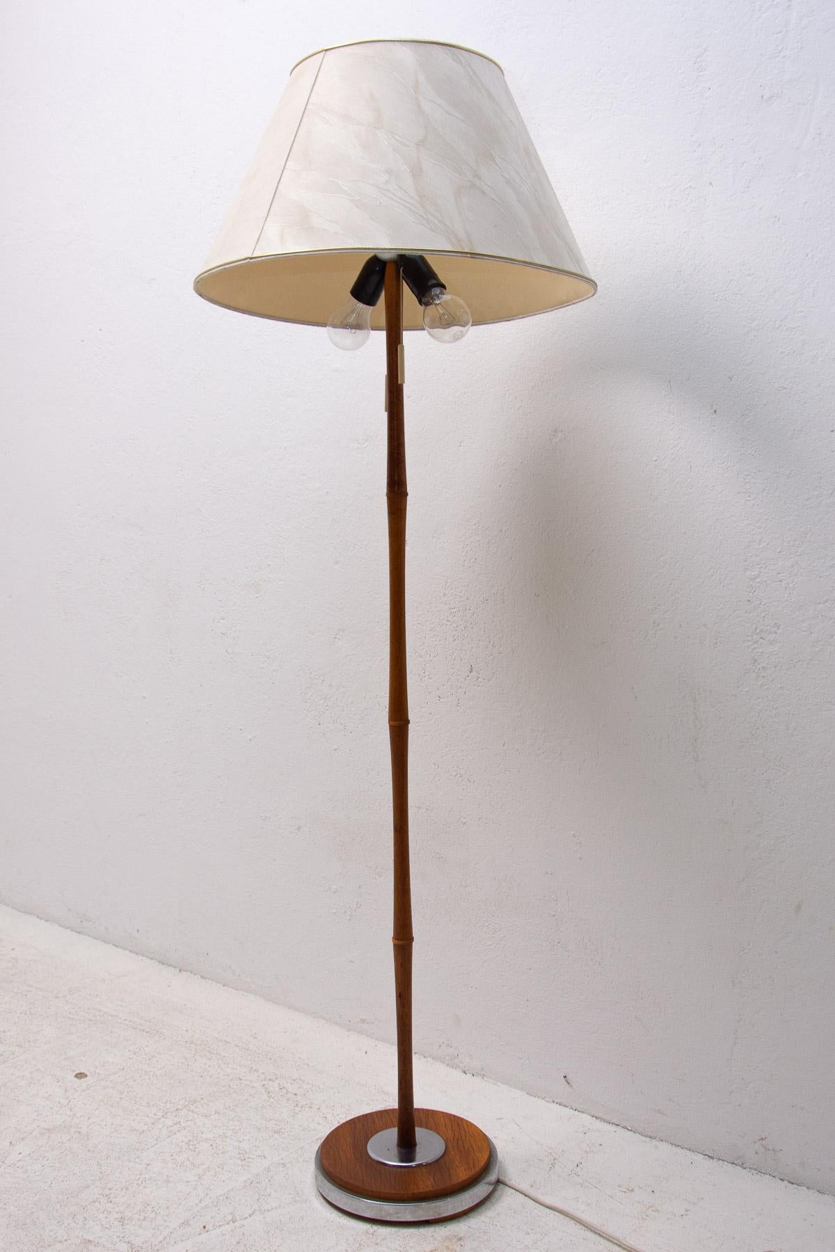 20th Century Mid Century Simple Floor Lamp, 1960´s, Czechoslovakia For Sale
