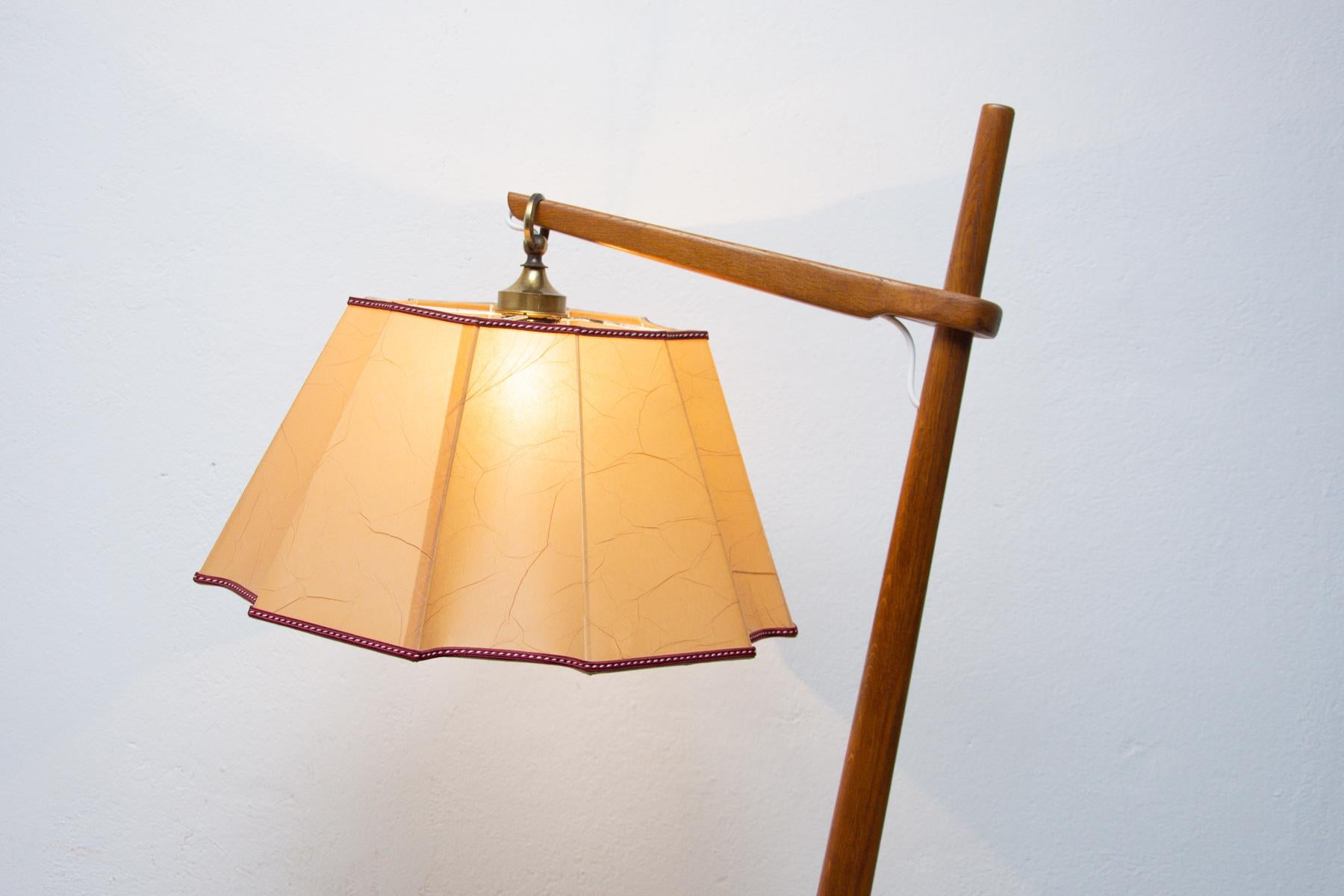 Mid Century Single Floor Lamp from Krasna Jizba, 1950´s, Czechoslovakia In Excellent Condition In Prague 8, CZ