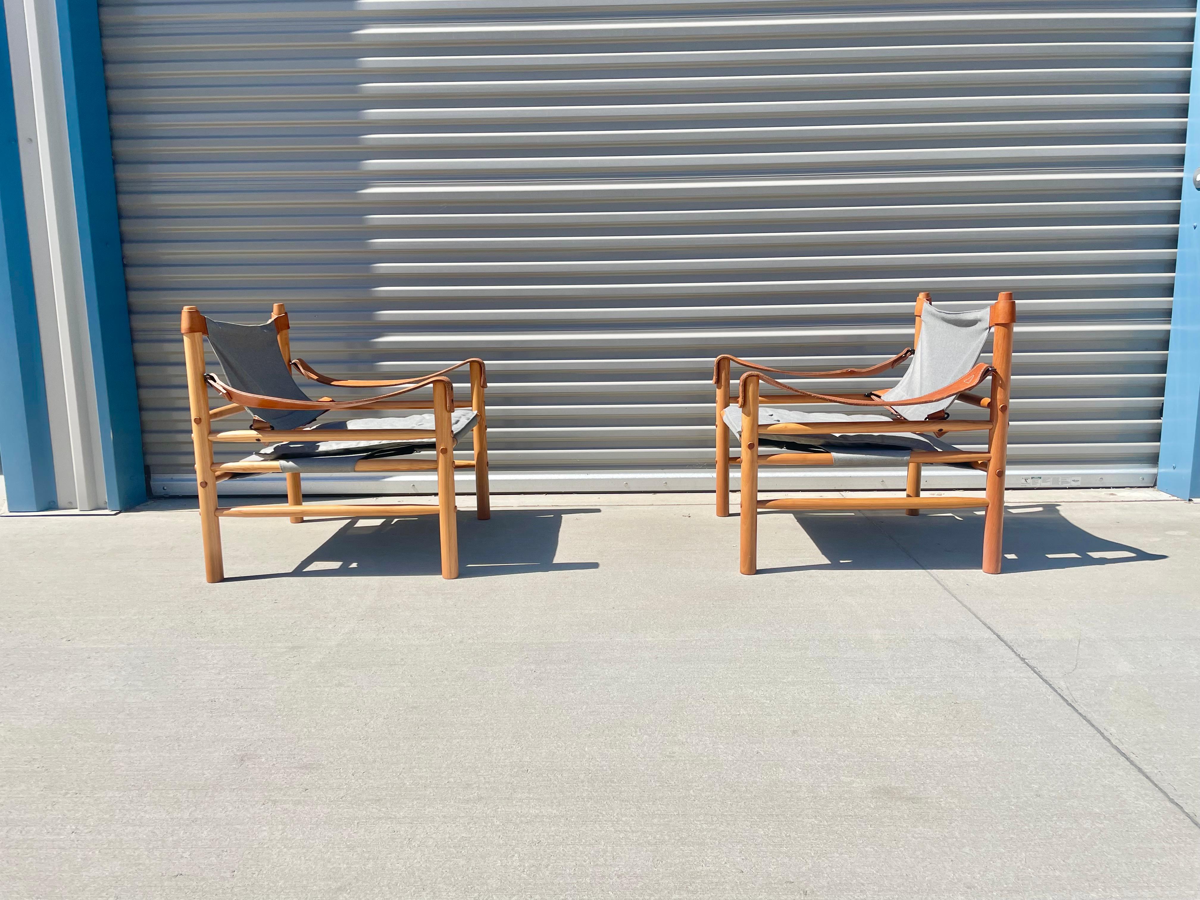 American Midcentury Sirocco Safari Chairs Styled After Arne Norell For Sale