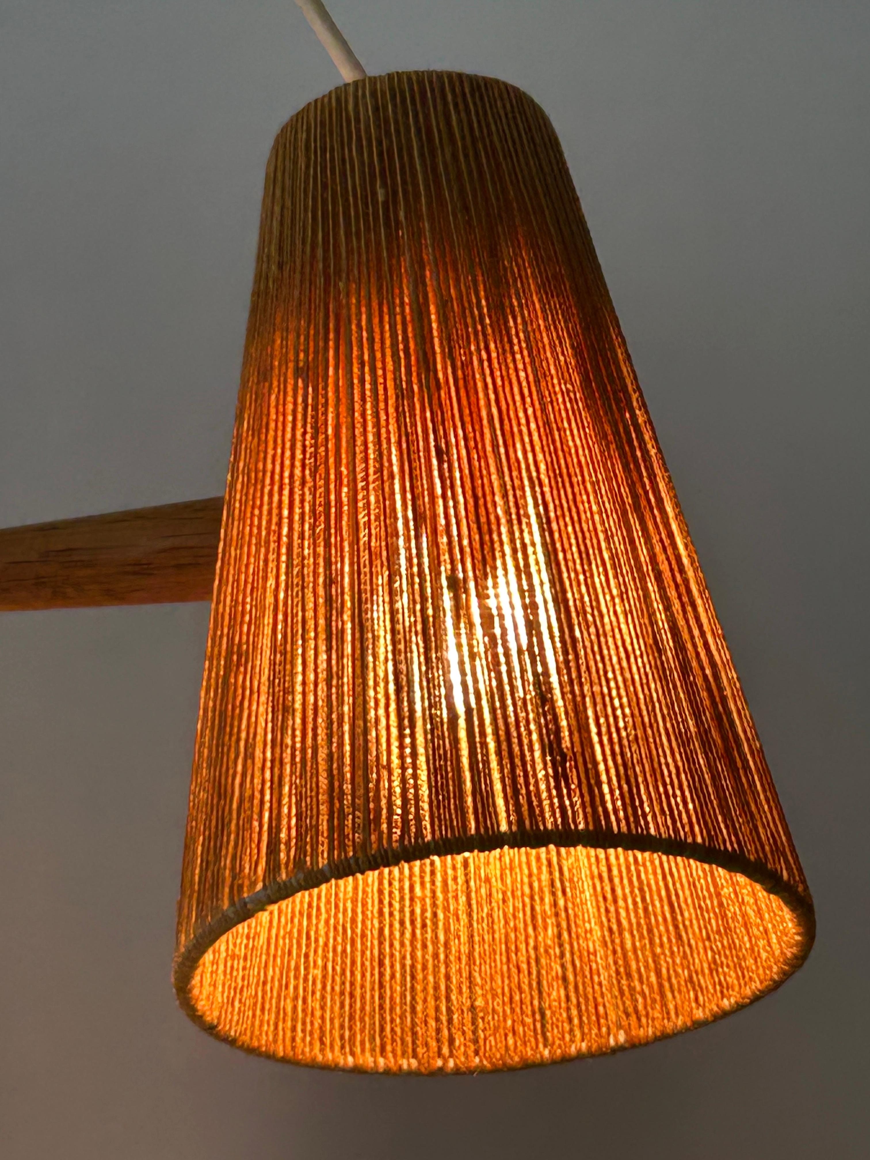 Lampe suspendue ou lustre en sisal et teck du milieu du siècle par Temde Switzerland 1960s en vente 8
