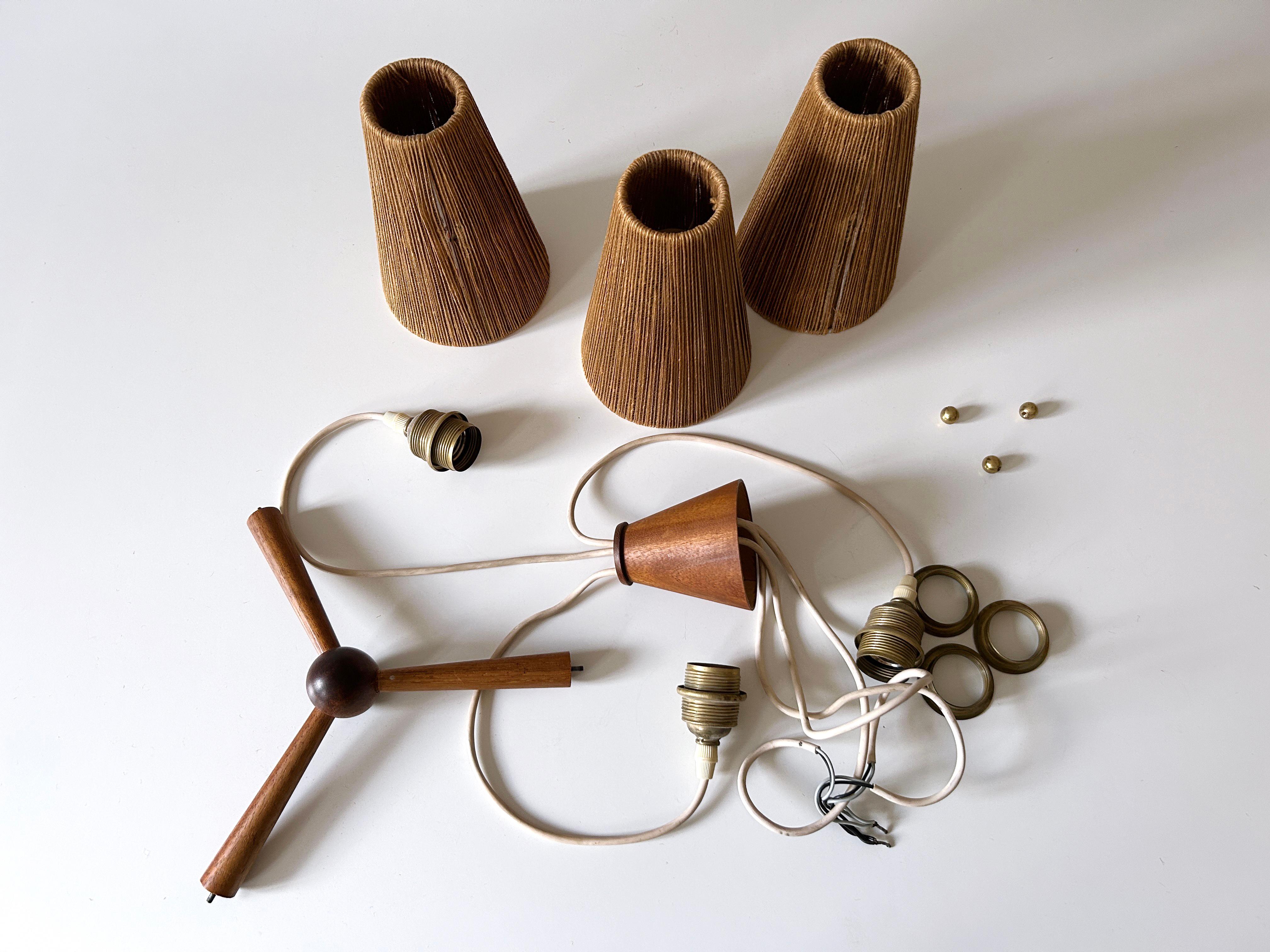 Lampe suspendue ou lustre en sisal et teck du milieu du siècle par Temde Switzerland 1960s en vente 11