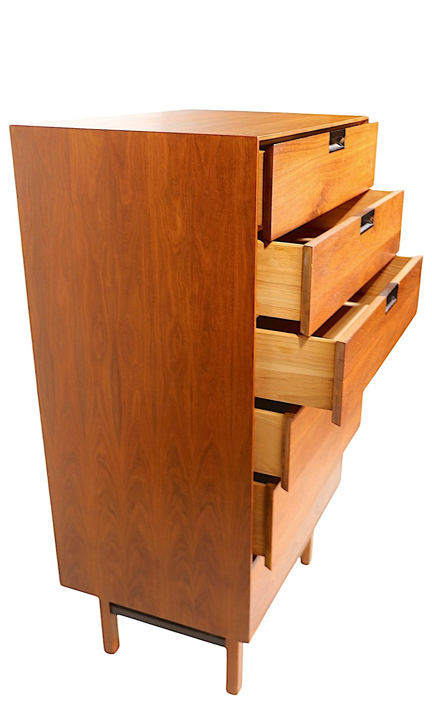 Mid-Century moderno Comò a sei cassetti di metà secolo att. a Baughman per Directional in vendita
