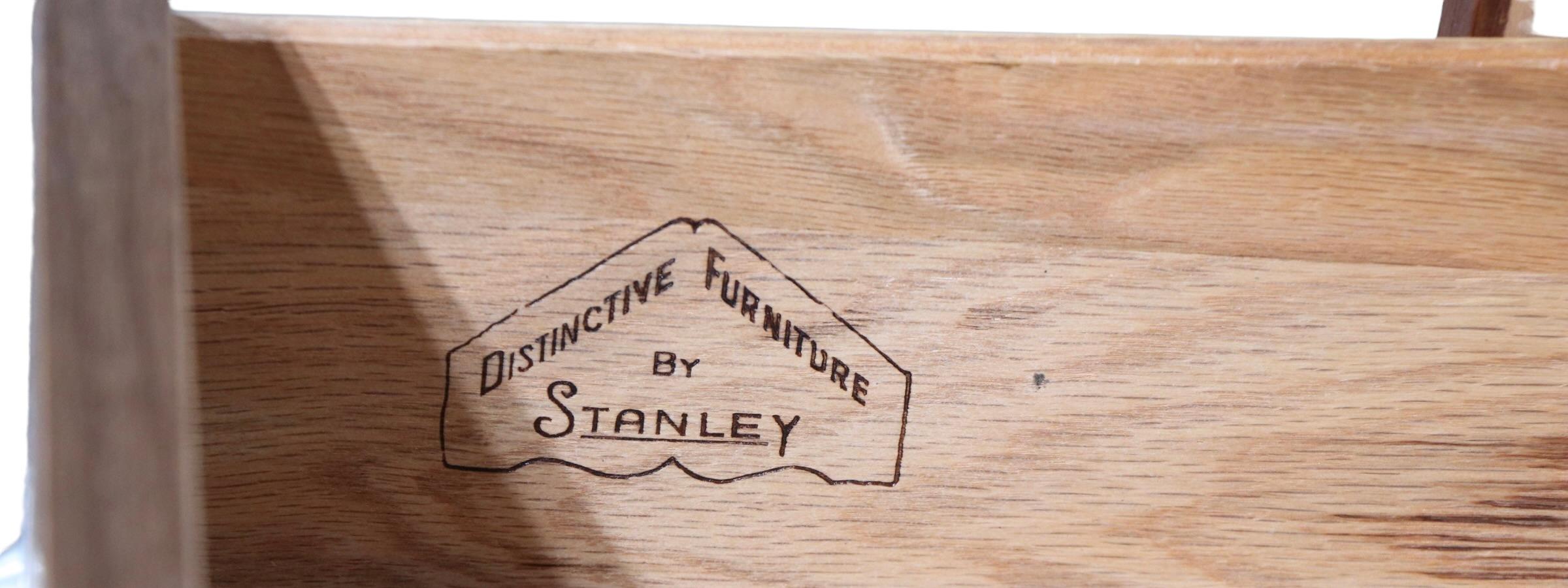 Commode à six tiroirs du milieu du siècle par Distinctive Furniture By Stanley 1950/1960's en vente 3