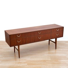 Consolle a sei cassetti del Mid Century Dresser di Meredew of Letchworth