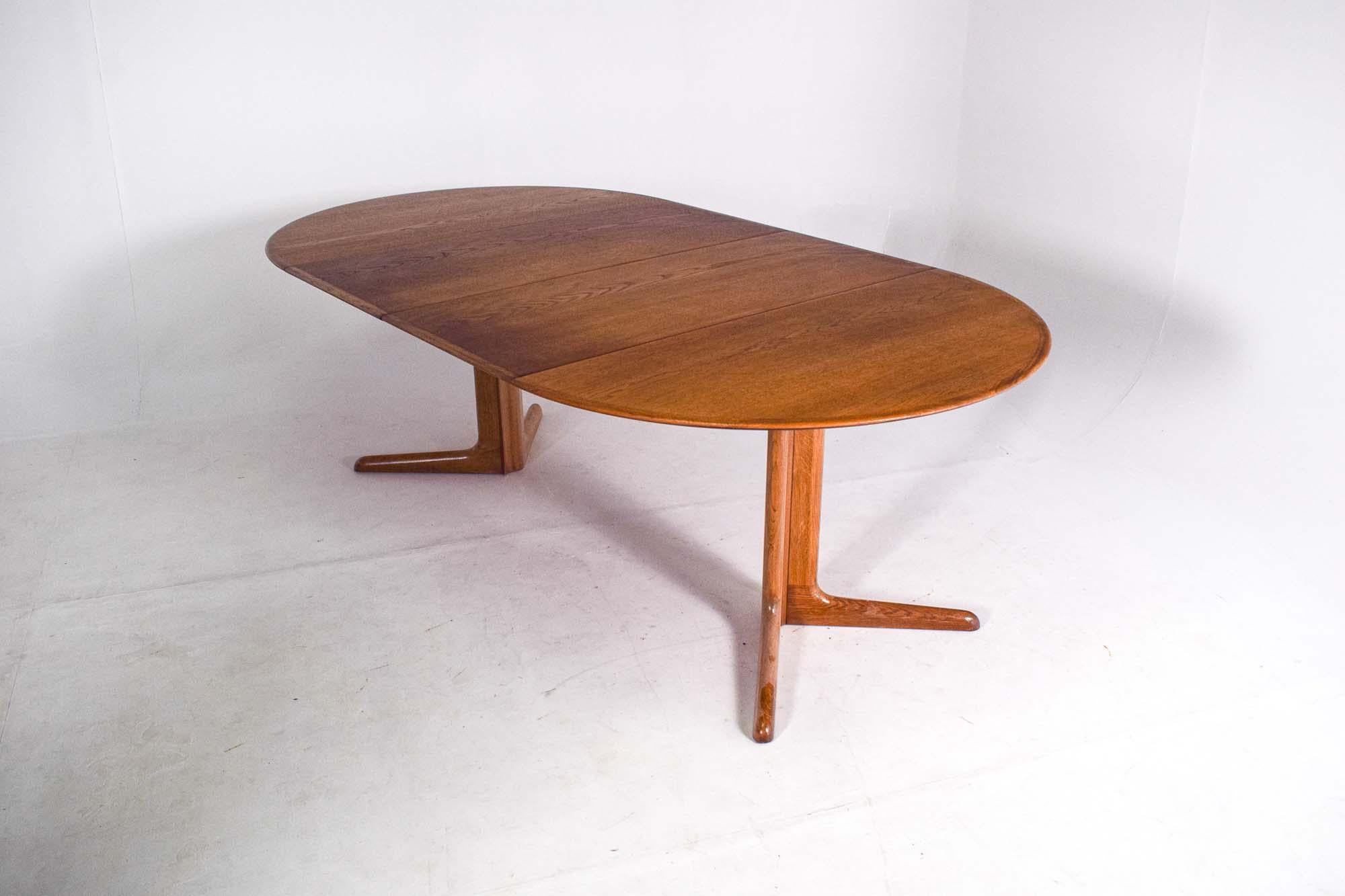 Mid-20th Century Mid-Century Skovby Oak Round Dining Table, 1960s