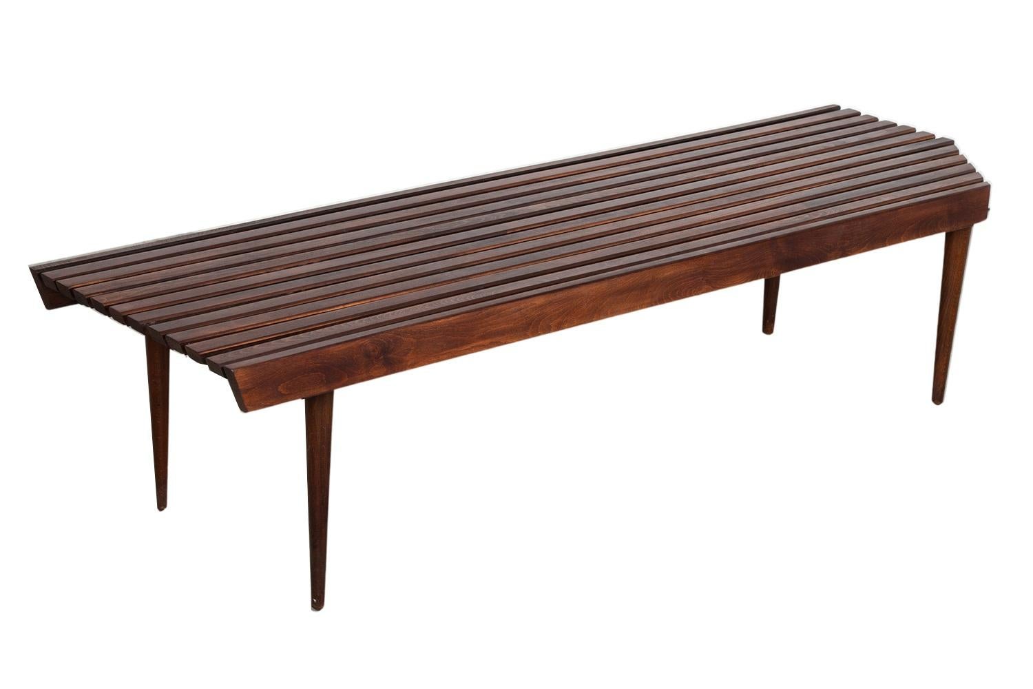 Banc à lattes du milieu du siècle style George Nelson État moyen - En vente à Baltimore, MD