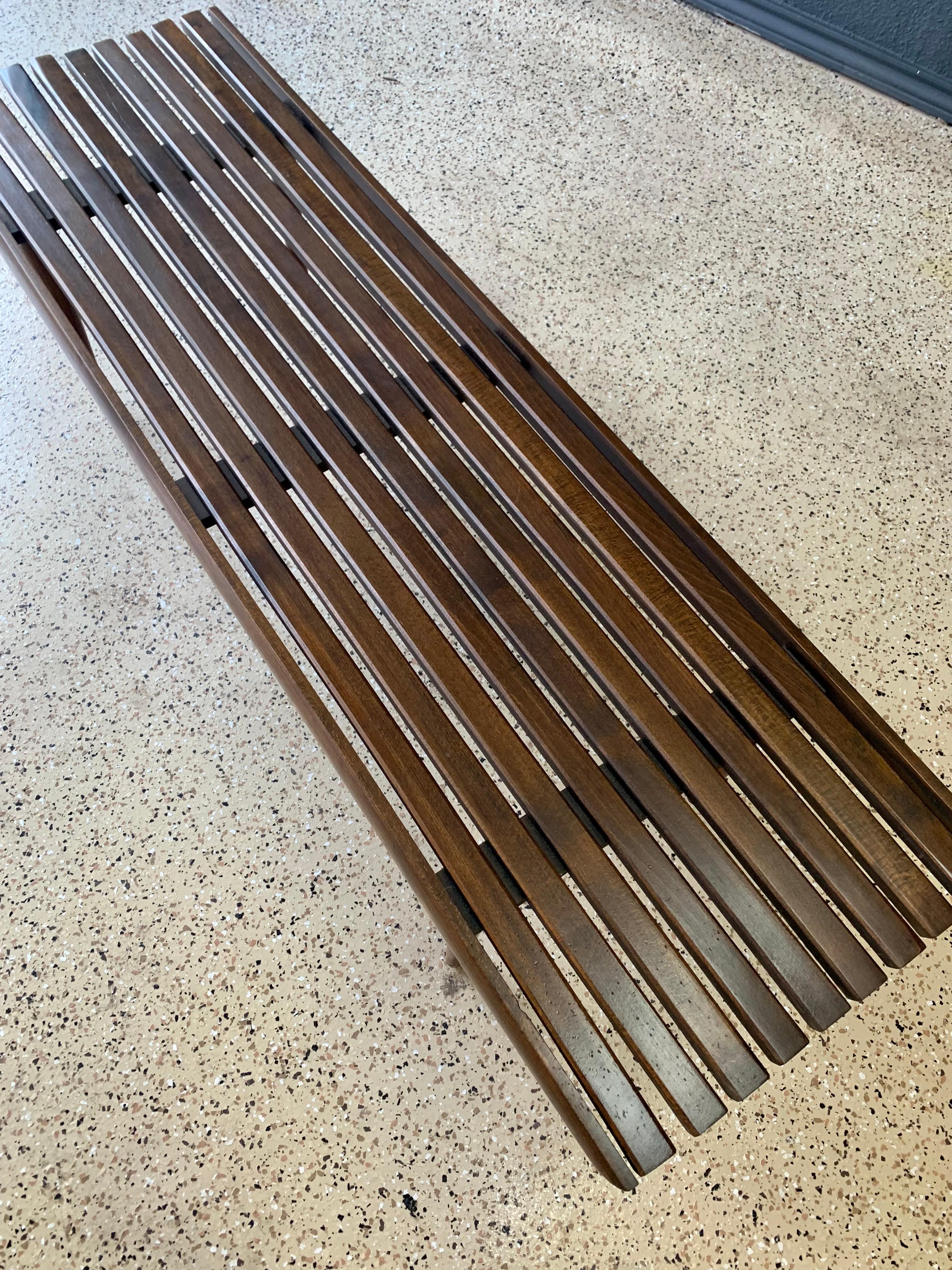 Bancos de listones de mediados de siglo siglo XX en venta