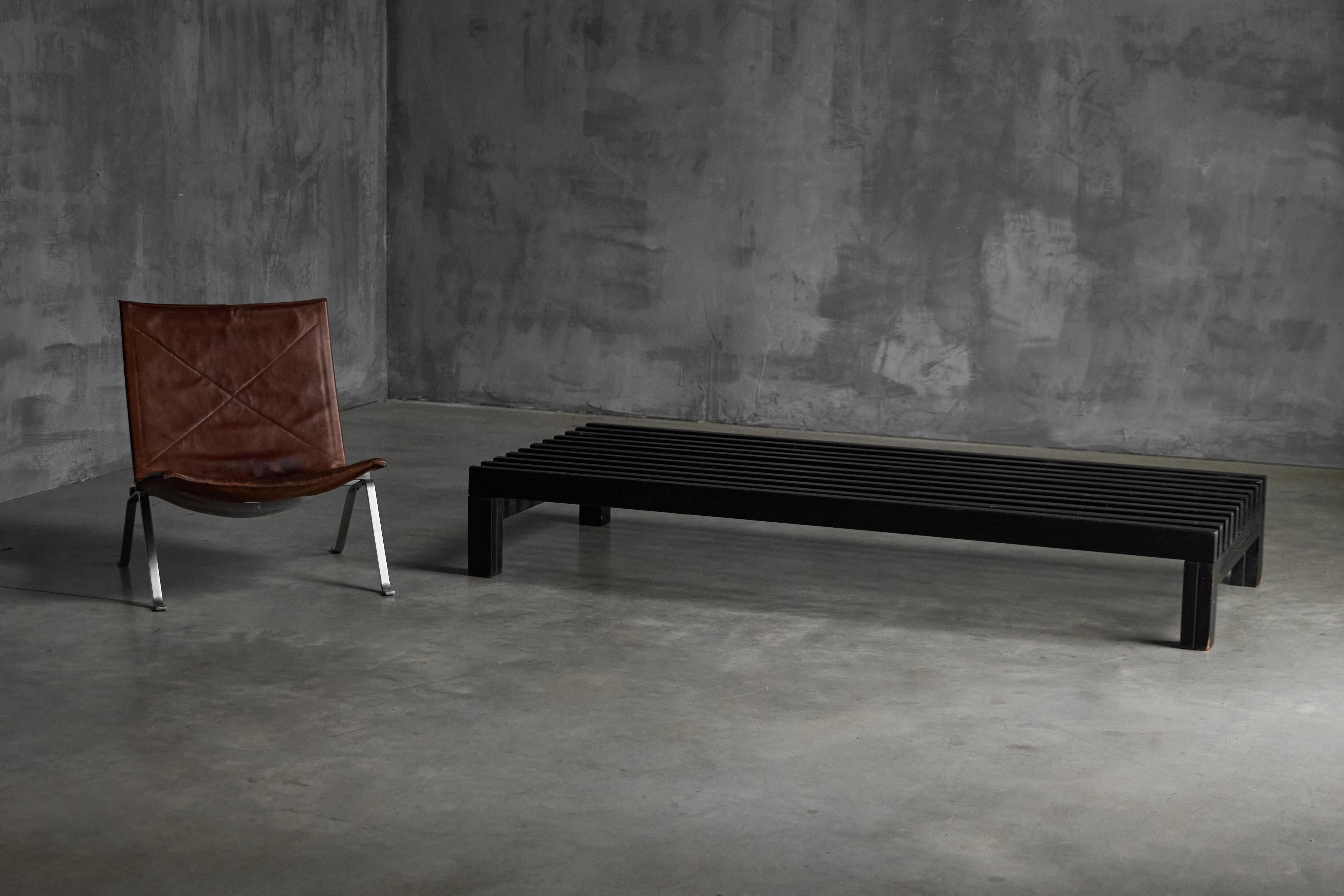 Banc ou table basse à lattes du milieu du siècle dernier, France, années 1960 en vente 12