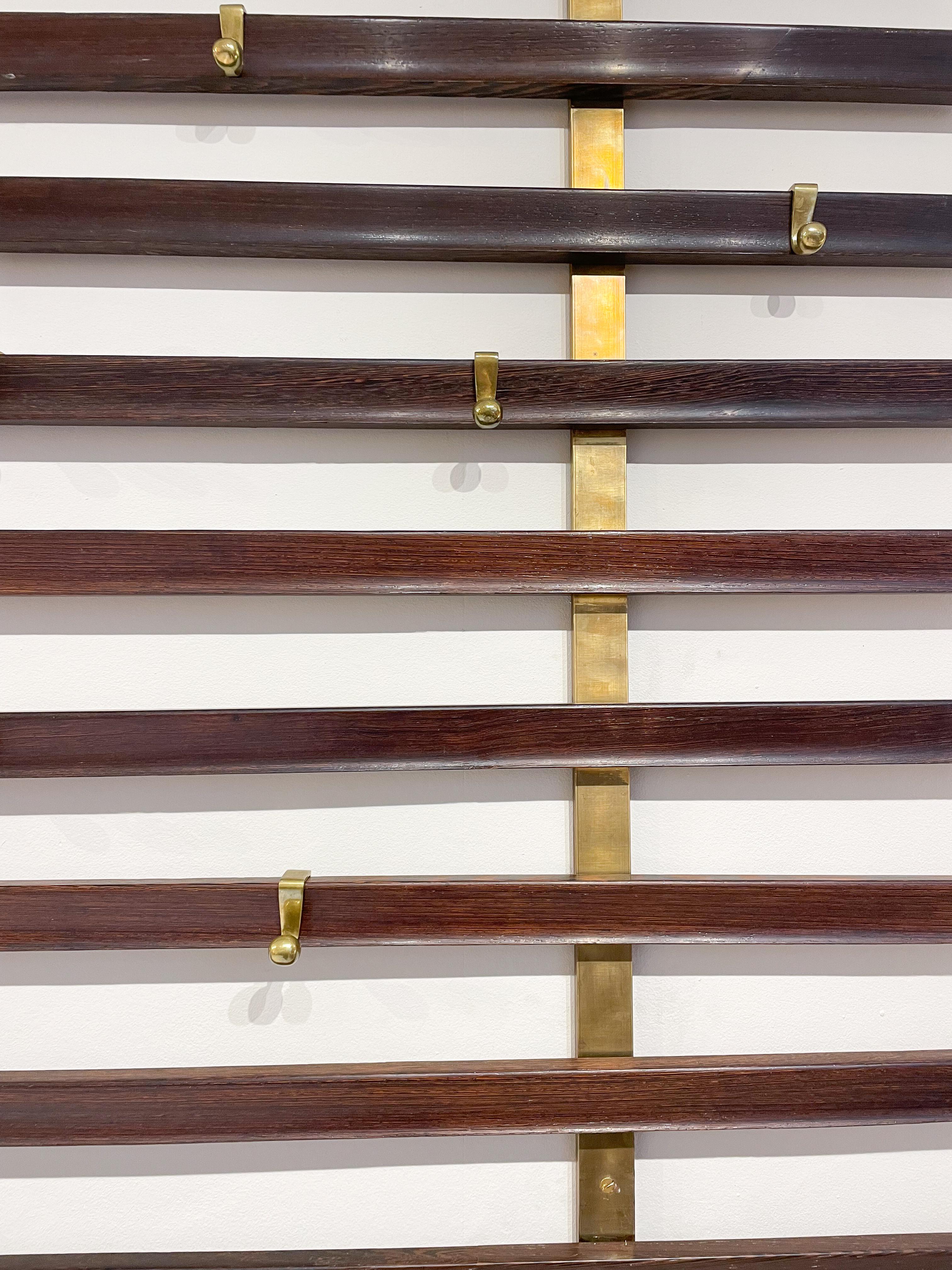 Mid-Century Slatted Coat Rack by Jules Wabbes, Brass Hooks, Belgium, 1950s In Good Condition For Sale In Brussels, BE