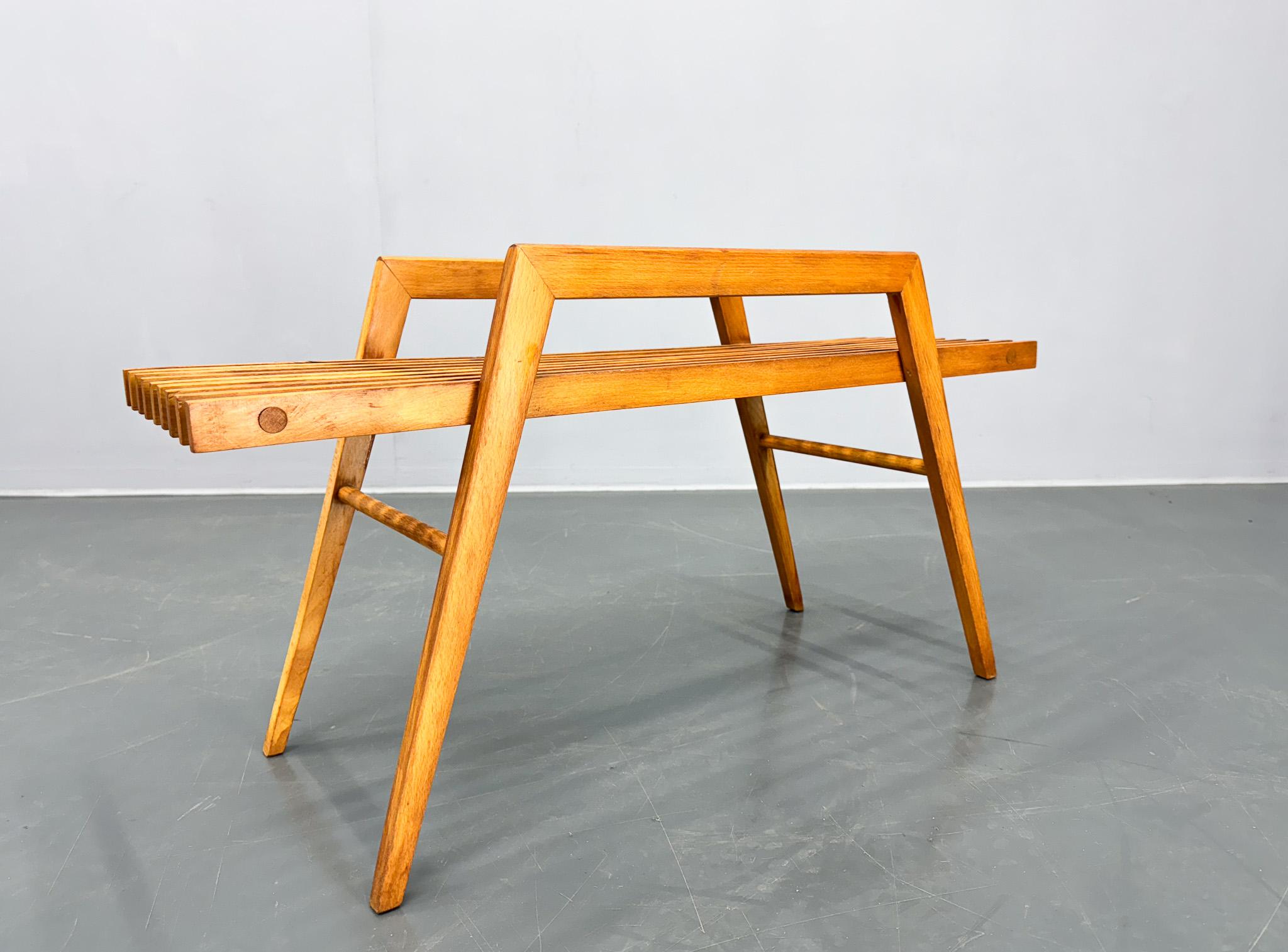 Portafiori / panchina in legno di faggio vintage. Buone condizioni originali.