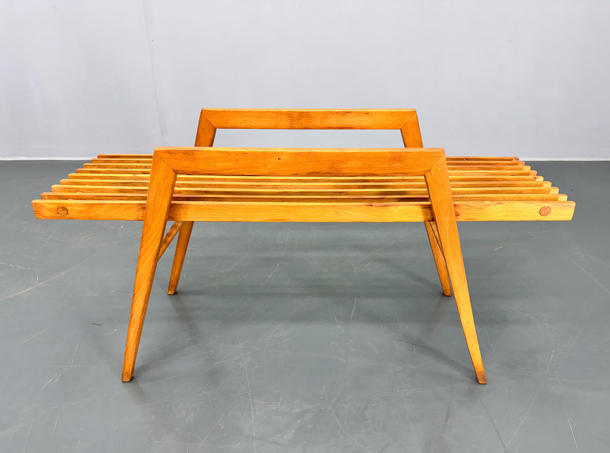 Mid-Century moderno Portafiori a doghe di metà secolo, Cecoslovacchia in vendita