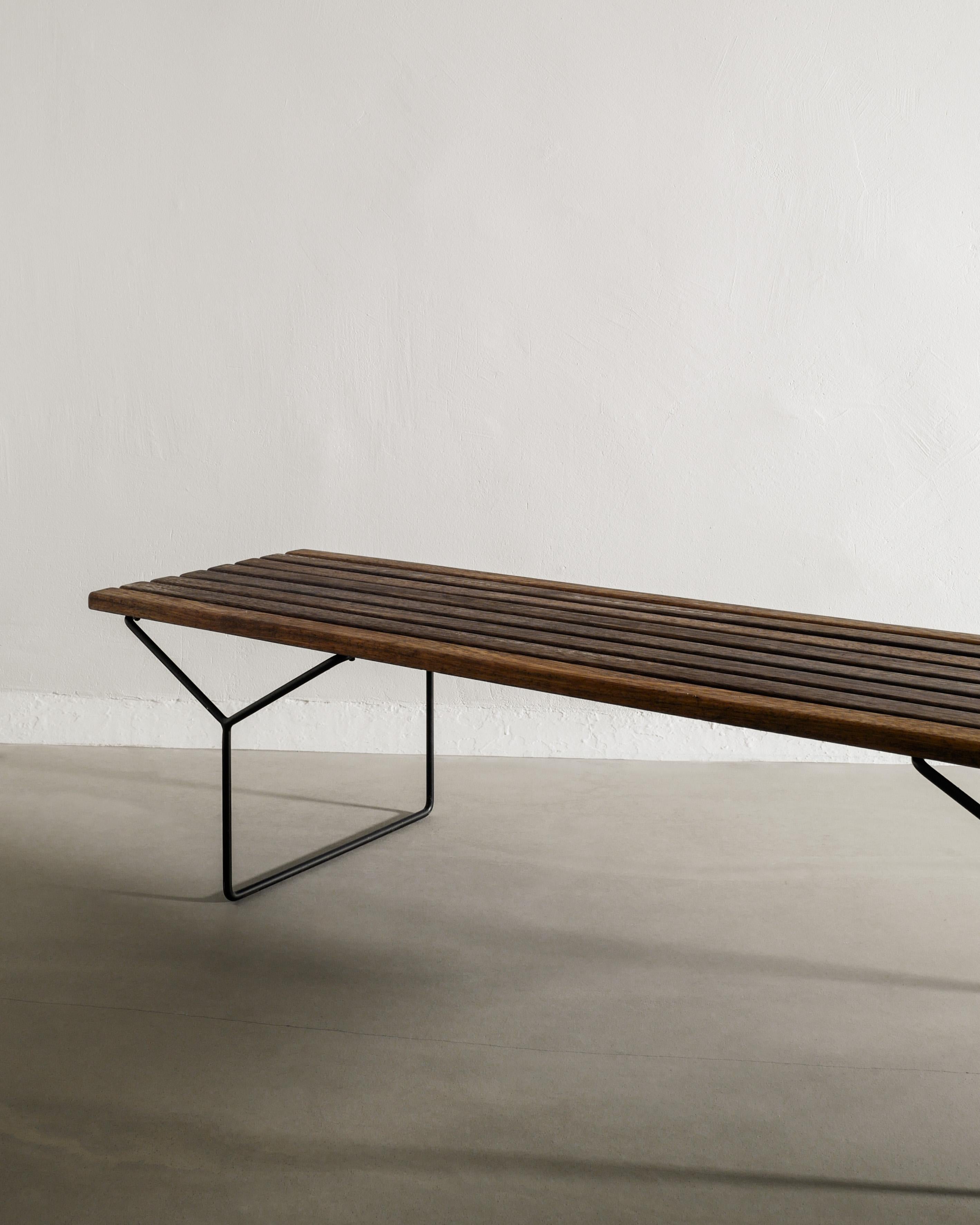 Metà XX secolo Panchina in legno di teak frantumato del Mid Century di Harry Bertoia per Knoll International in vendita
