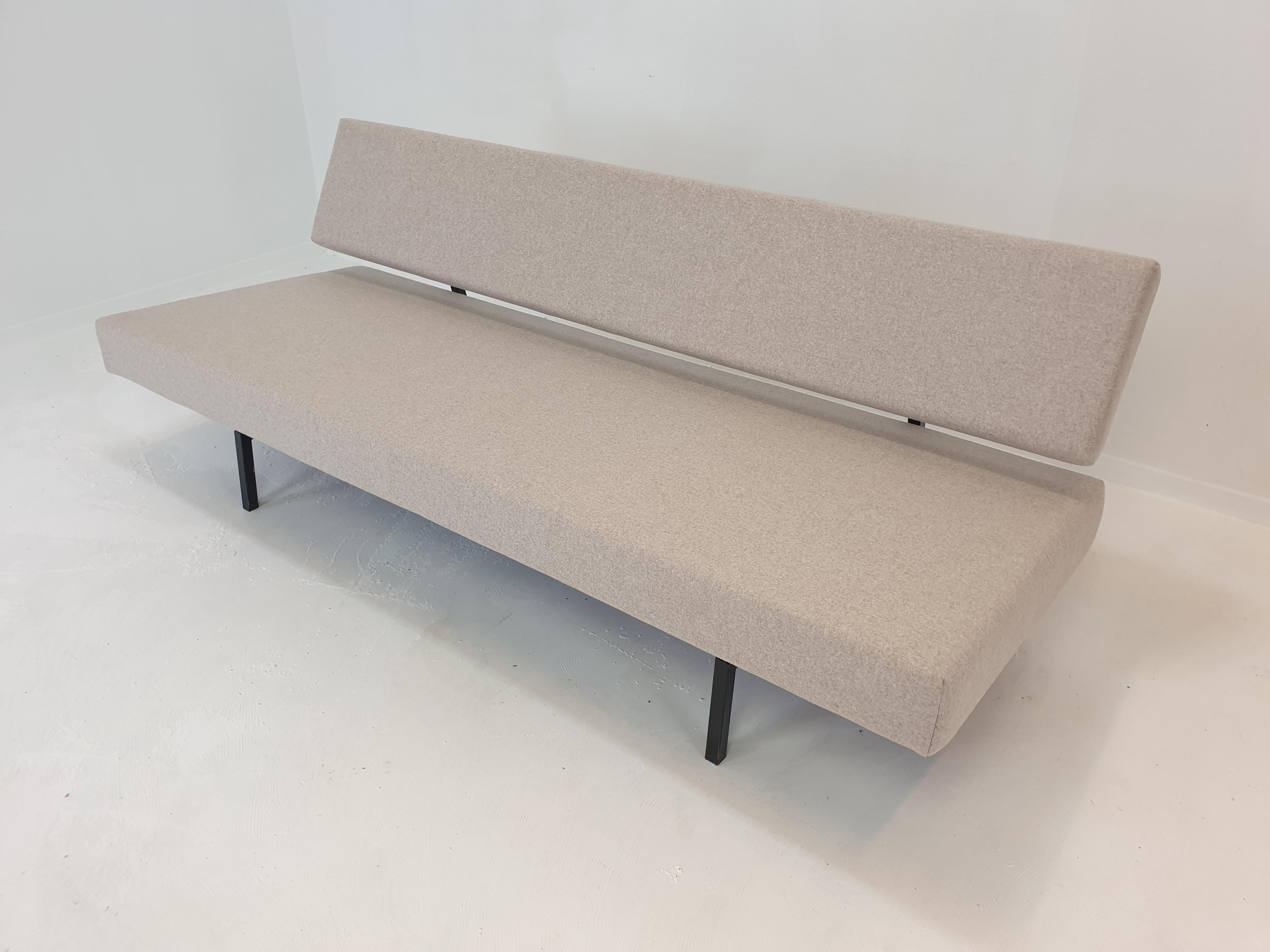 Stainless Steel Mid Century Sleeping Sofa by Martin Visser for 't Spectrum, 1960s For Sale