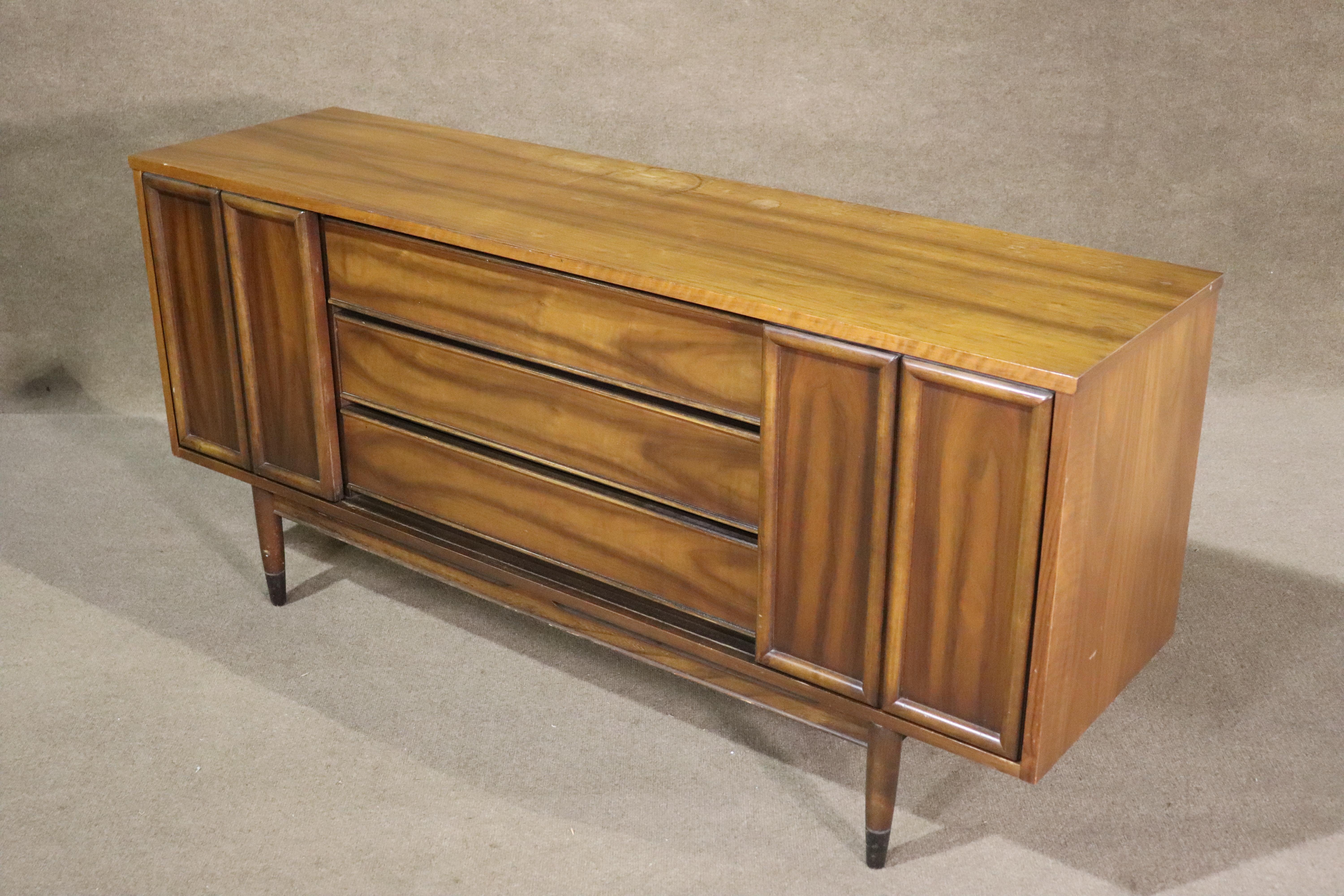 20th Century Mid-Century Sliding Door Dresser For Sale