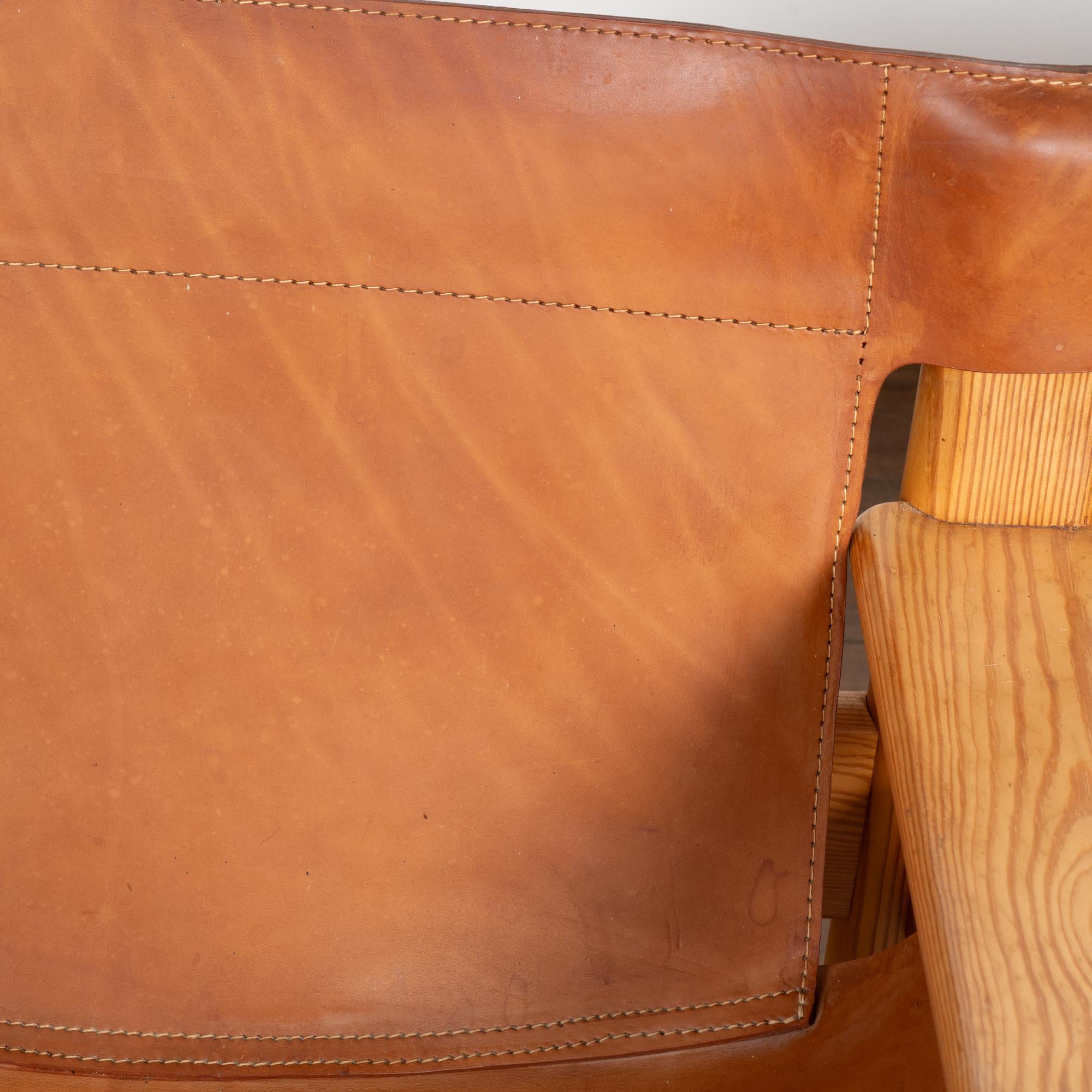 Mid Century Sling Back Leather Lounge Chair, Sweden in vendita 1