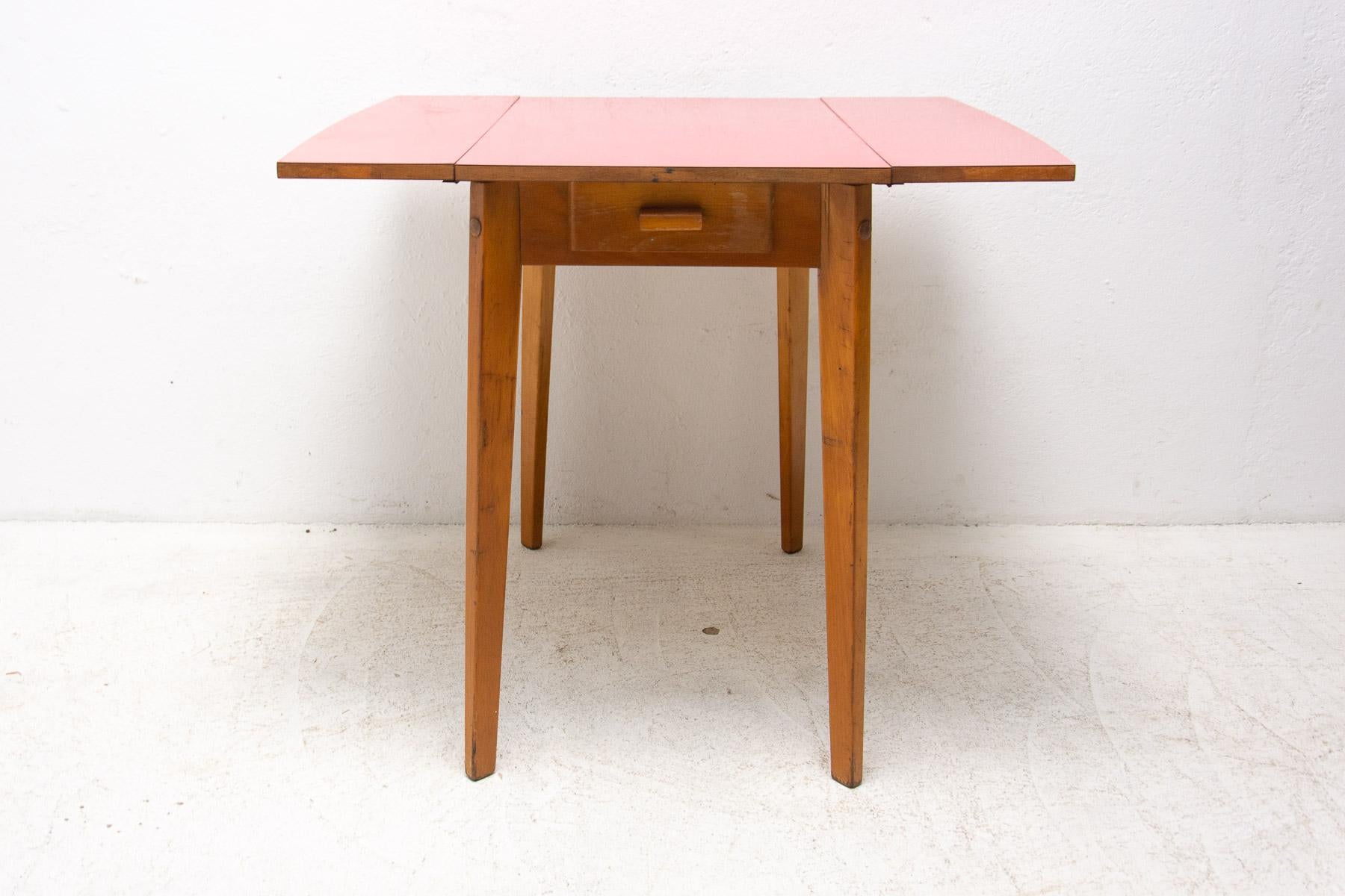 red formica table and chairs