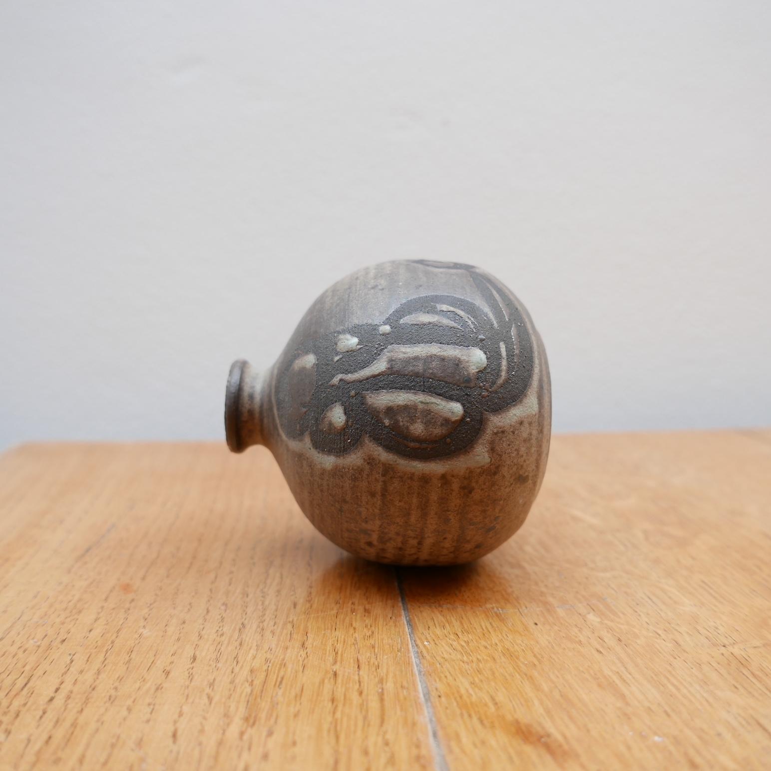 Mid-Century Small Ceramic Artist Vase In Good Condition For Sale In London, GB
